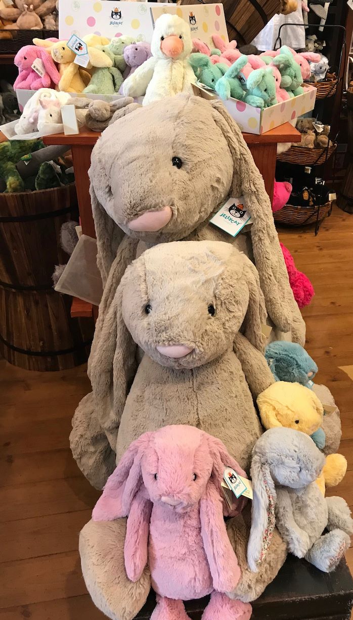 Jellycat GIGANTIC Bunny is still available. Don't miss out on this