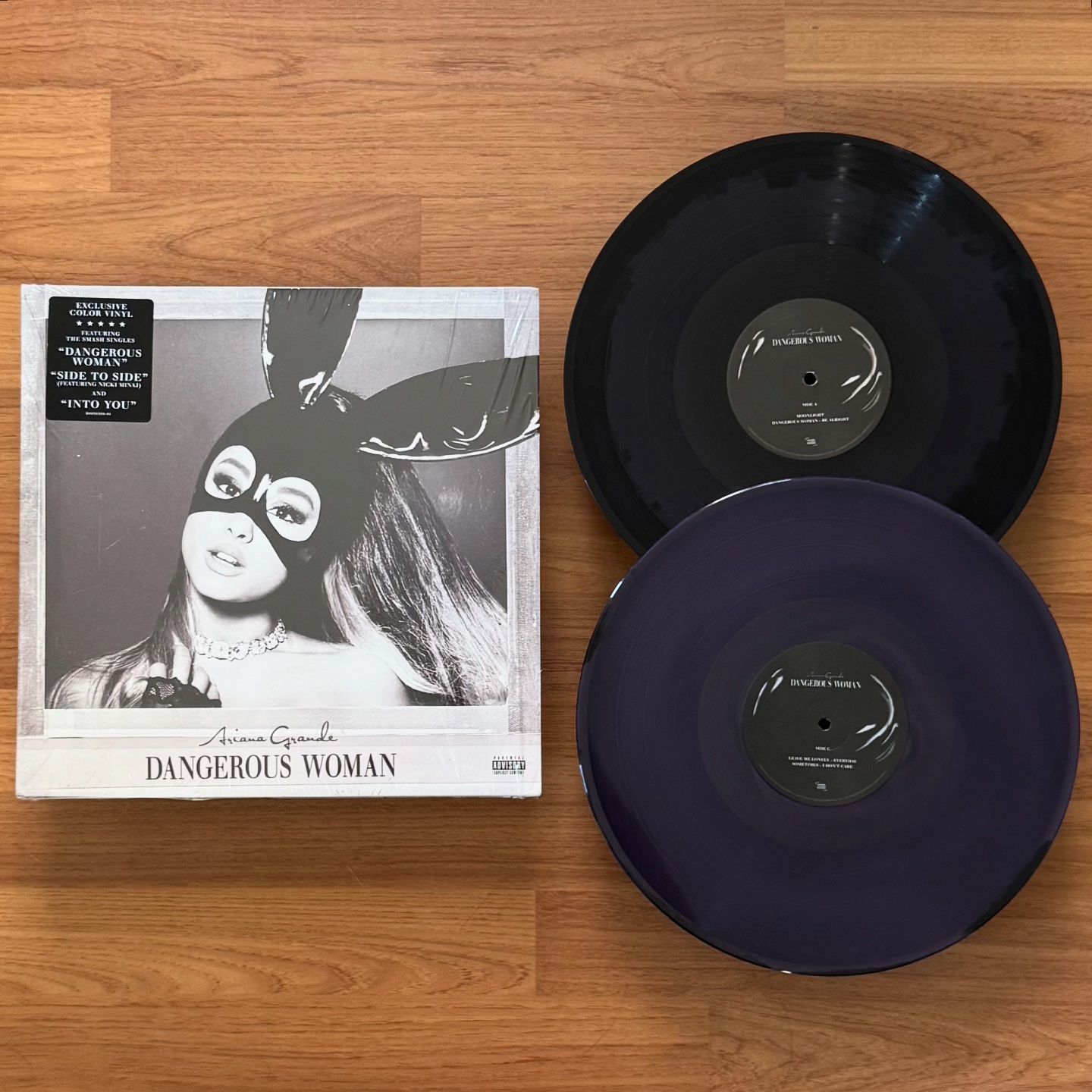 Ariana Grande : Dangerous Woman Exclusive 2LP purple + black swirl
