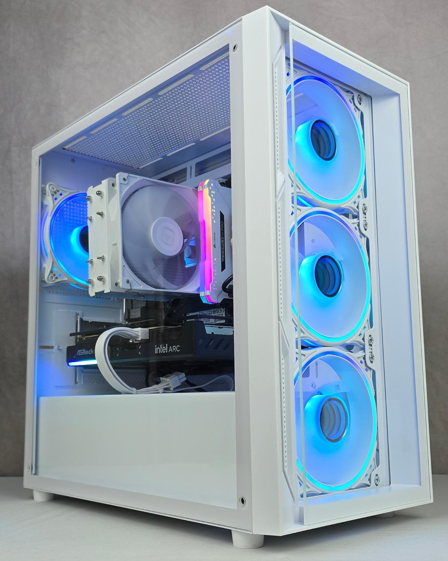 Fresh off the bench is this stunning Intel Arc B570 Gaming PC 