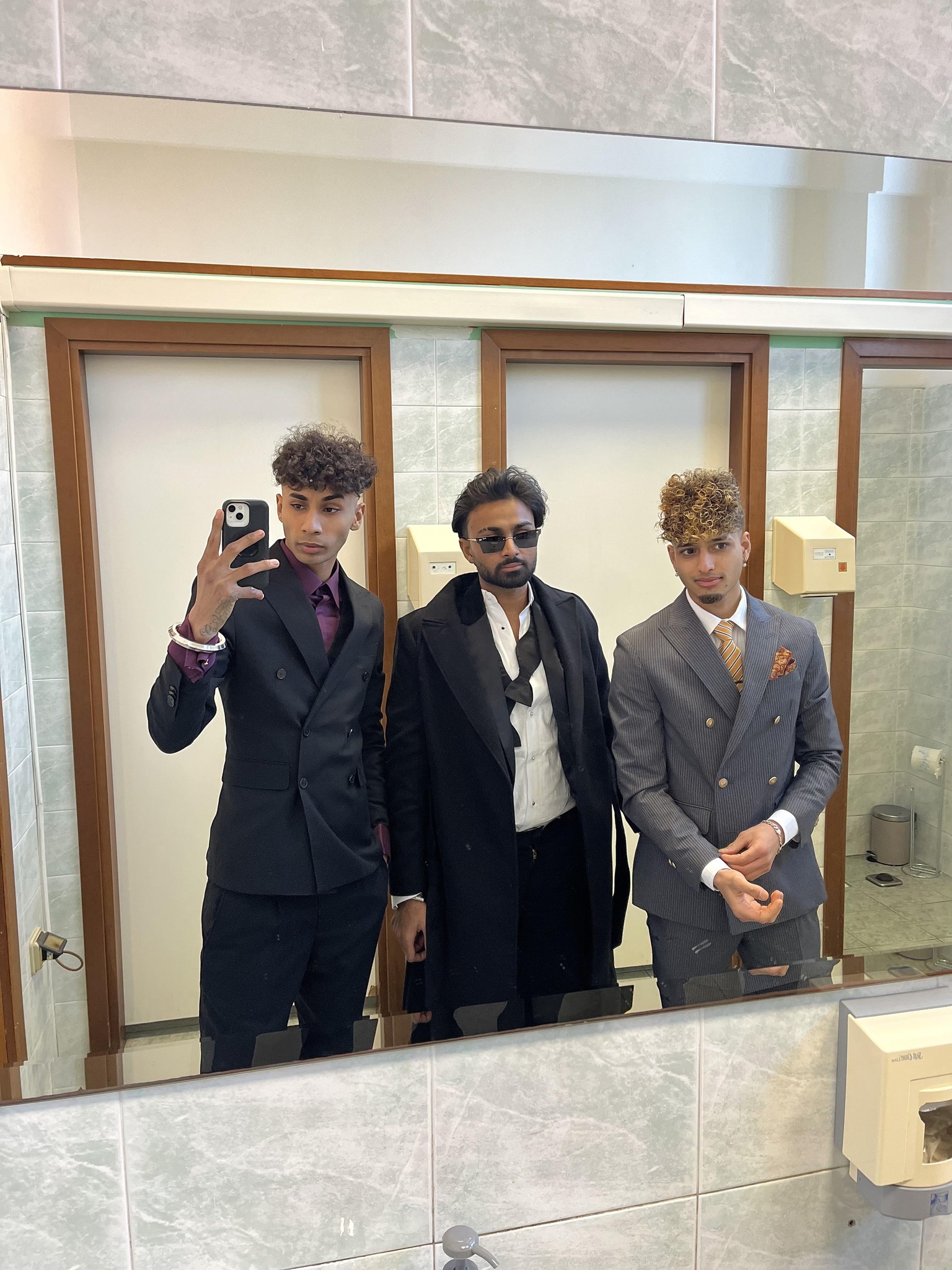 Tushant Trendy