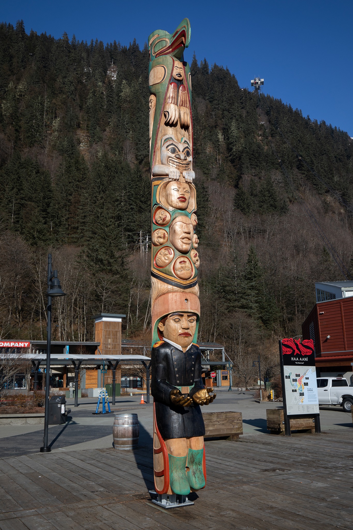 ミュージシャン llica - Tiki Totem Pole Statue ミュージシャン llica