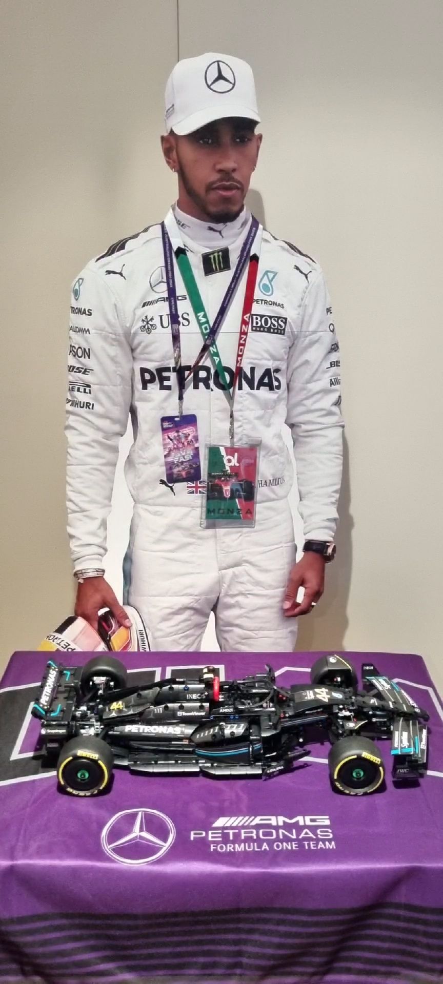LEGO Technic Mercedes-AMG F1 42171 • Piece count: 1,642. • Scale