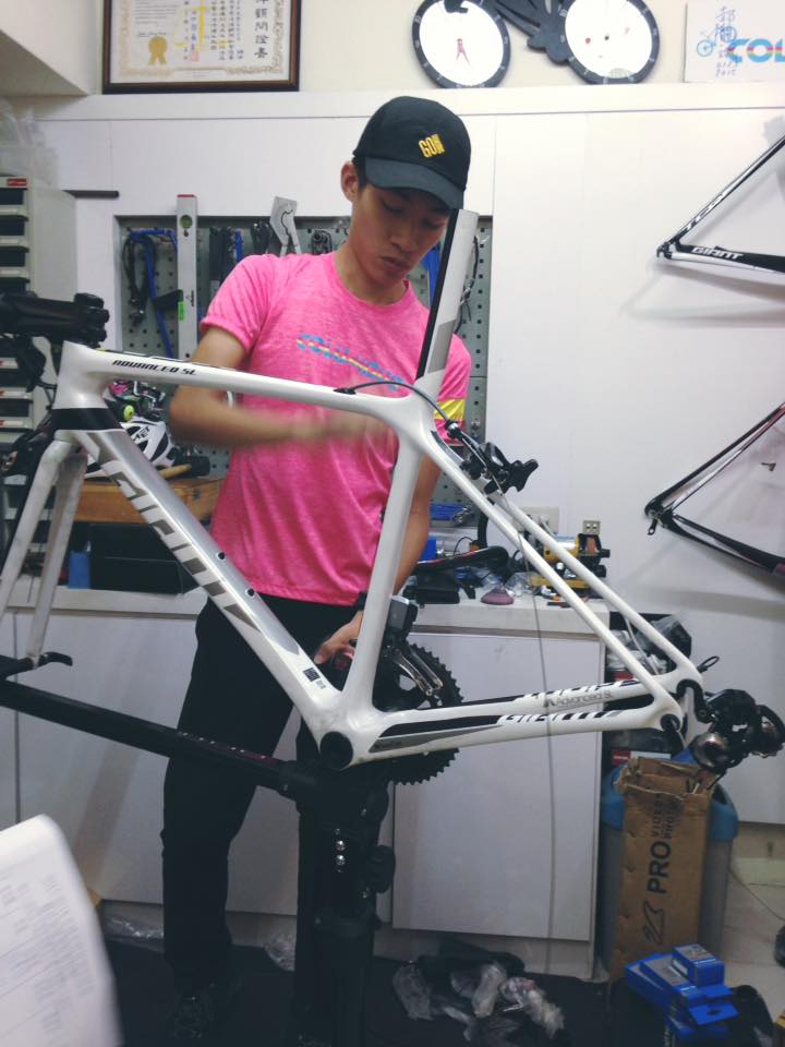 捷安特自行車 - 《捷安特哥倫布車隊 GIANT Columbus Cycling Team》...
