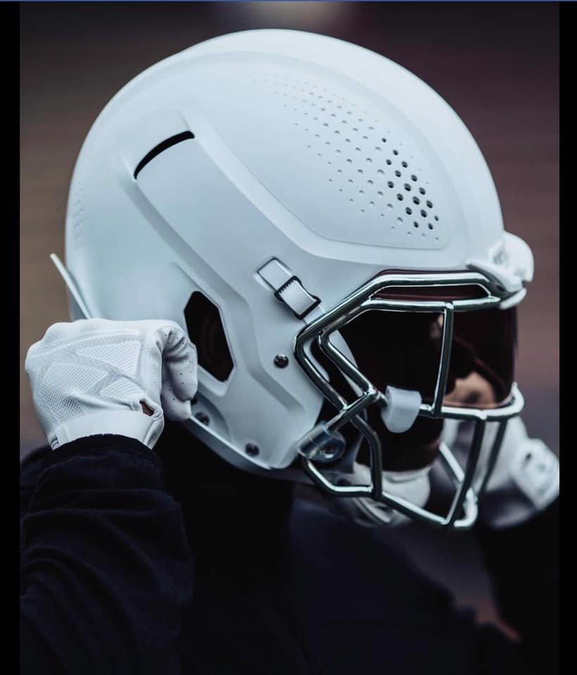d line football helmet Vicis ZERO2 Trench  Pro Sports Equip Vicis Zero2 Trench Elite Helmet 19302E Ranked as the top OL/DL helmet by the NFL/NFLPA and Virginia Tech safety tests 2018 Position Breakdown: Defensive line