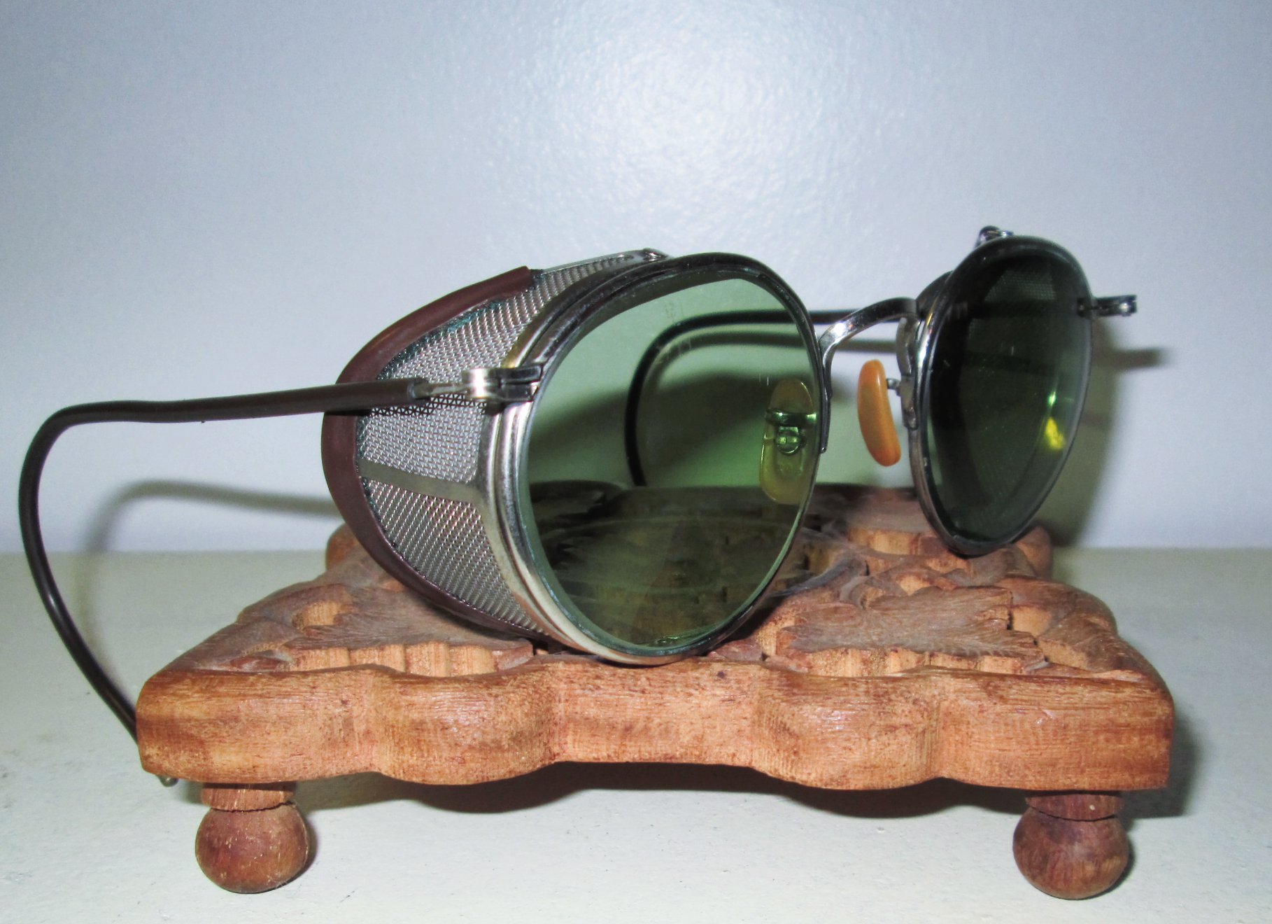VINTAGE 1950'S BAUSCH AND LOMB (B&L) SAFETY 48/22 MADE IN U.S.A. ๔