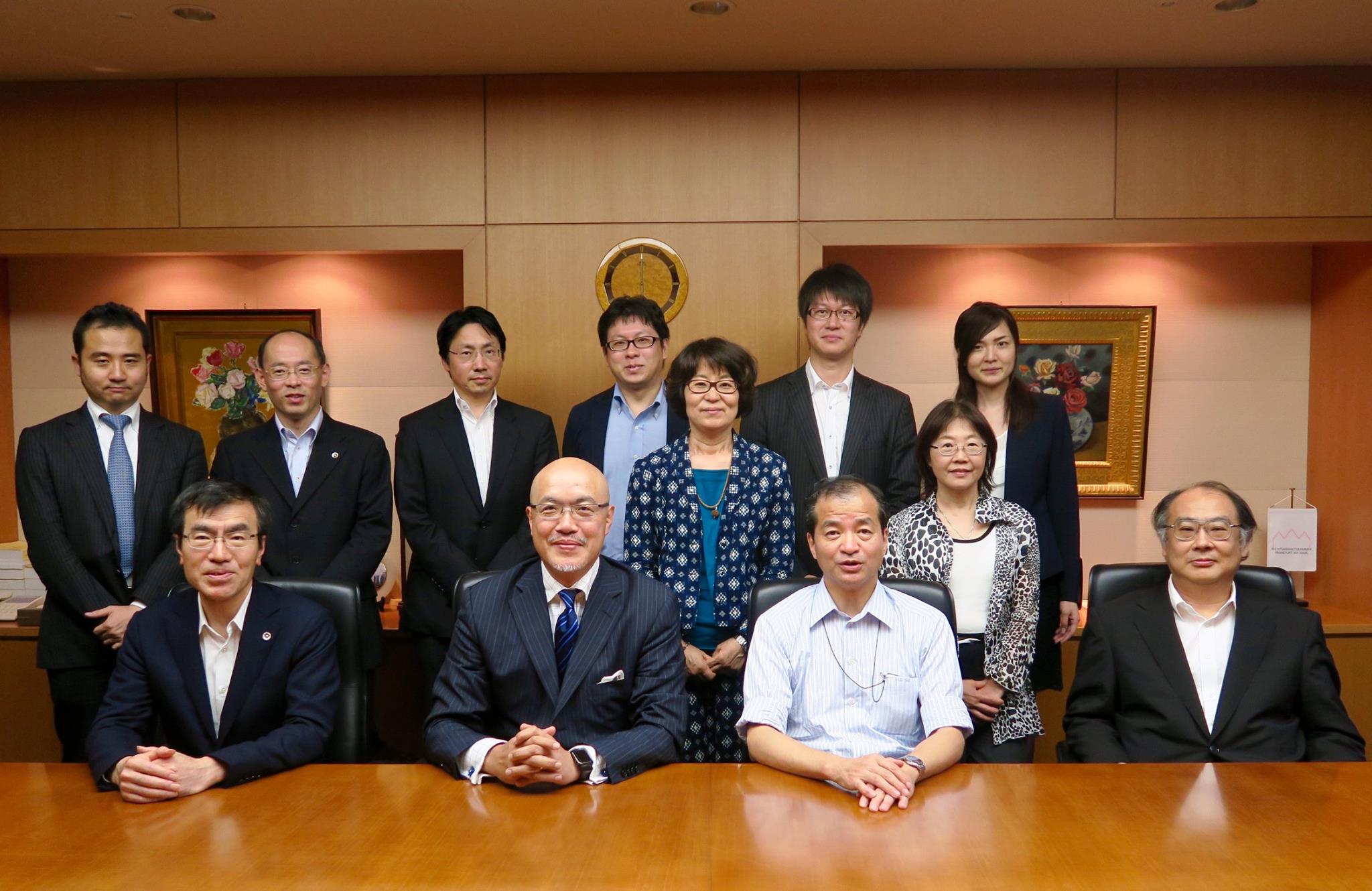 日本組織内弁護士協会 Jila ７月１日 Jilaの室伏康志理事長 本間正浩理事 藤本和也理事 笹川豪介理事 進藤千代数会員 野田沙織会員の６名で第一東京弁護士会の表敬訪問を行い 岡 正晶会長他理事者の先生方と懇談しました Facebook