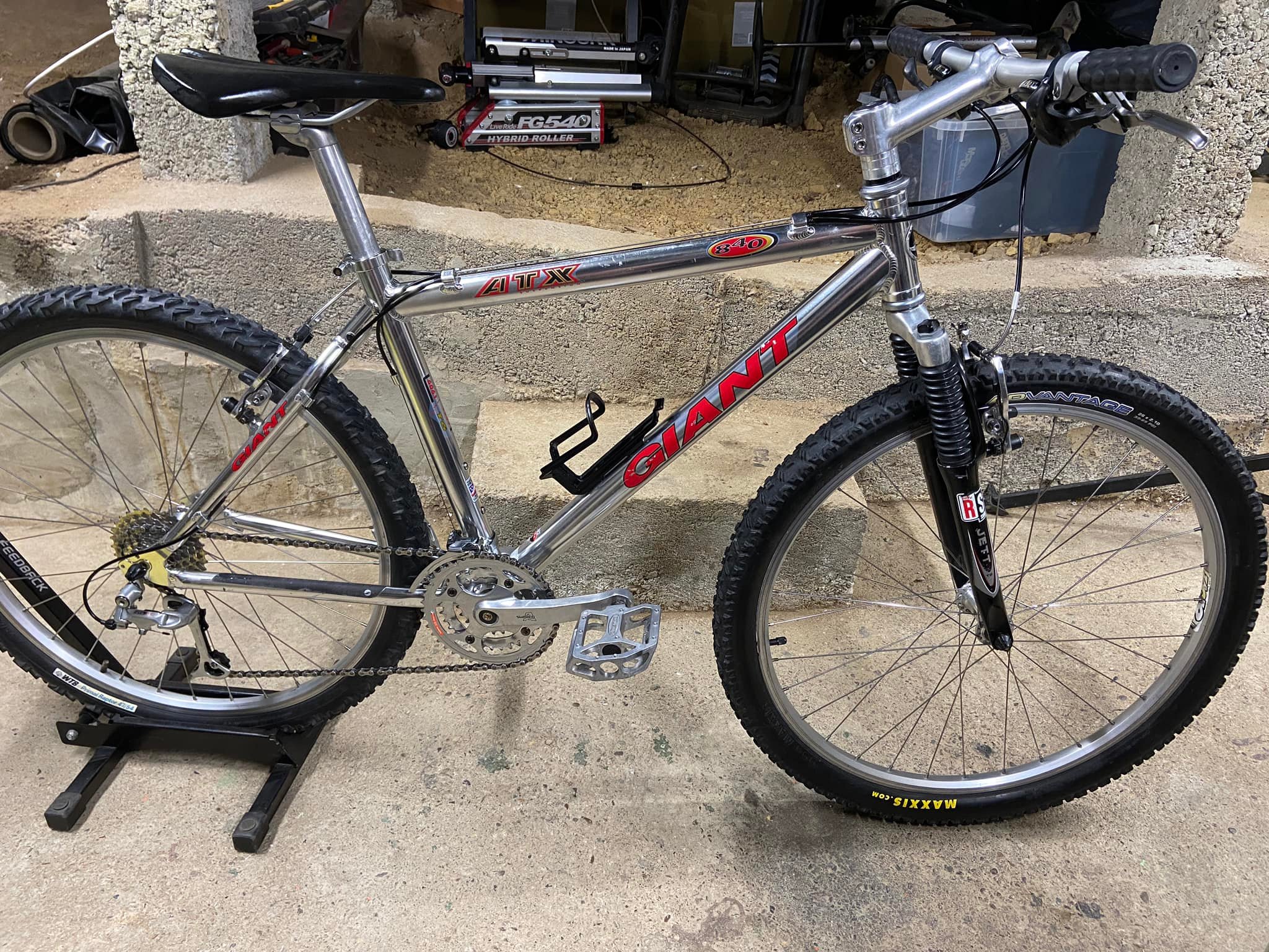 SELLING 1998 Giant ATX 840 Medium Amazing Condition Open to offers