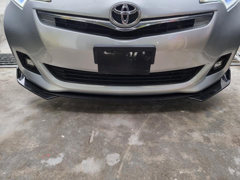 Toyota Ractis modify Halo rings... - Automotive Lightning