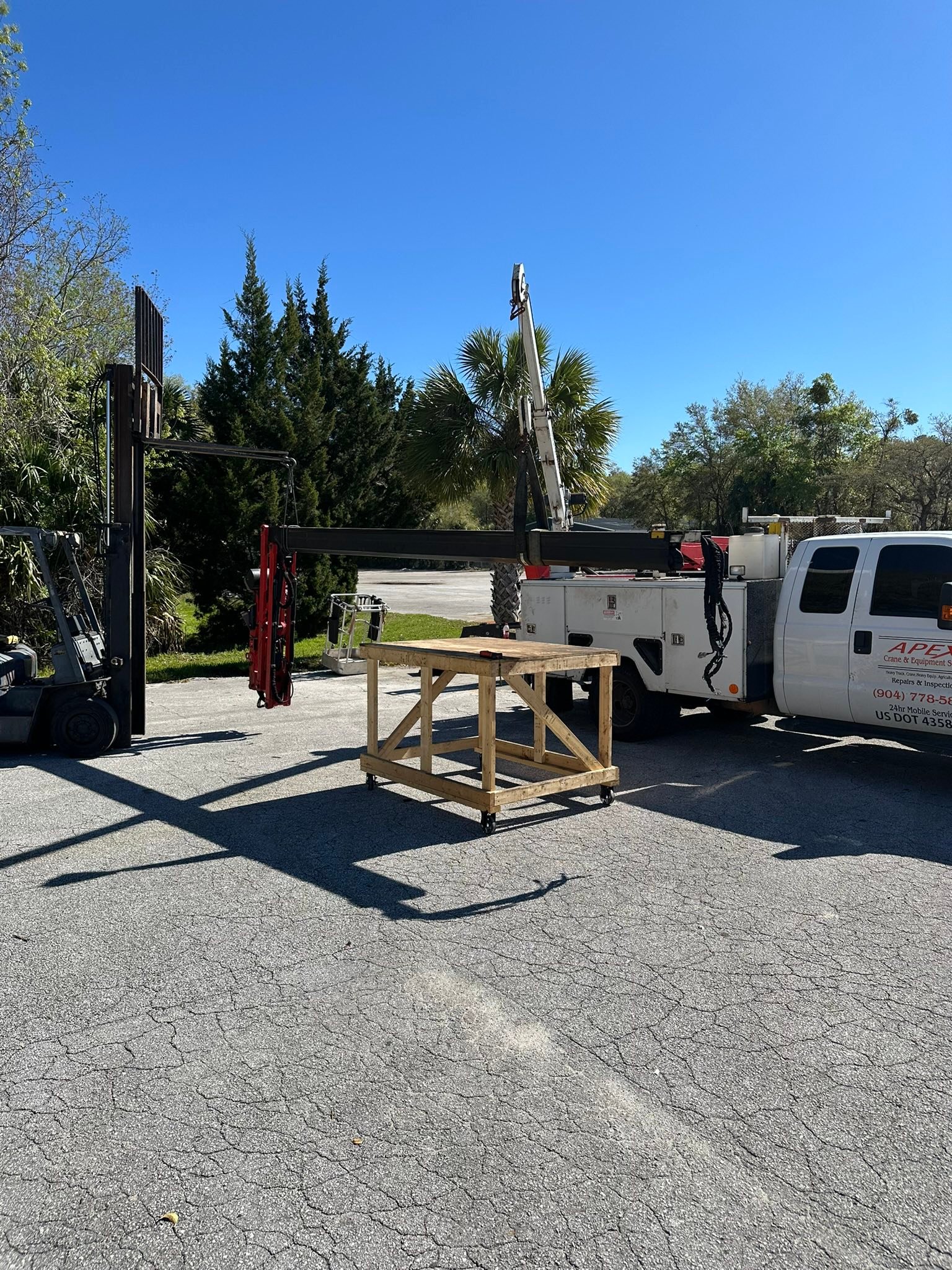 APEX Crane & Equipment Service