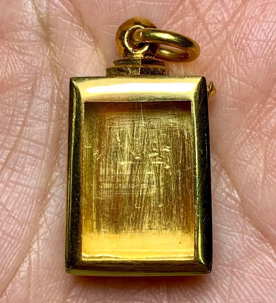 ตลับพระผงของขวัญ... - ร้านตลับทองฐิติ - Gold Casing for Amulet | Facebook