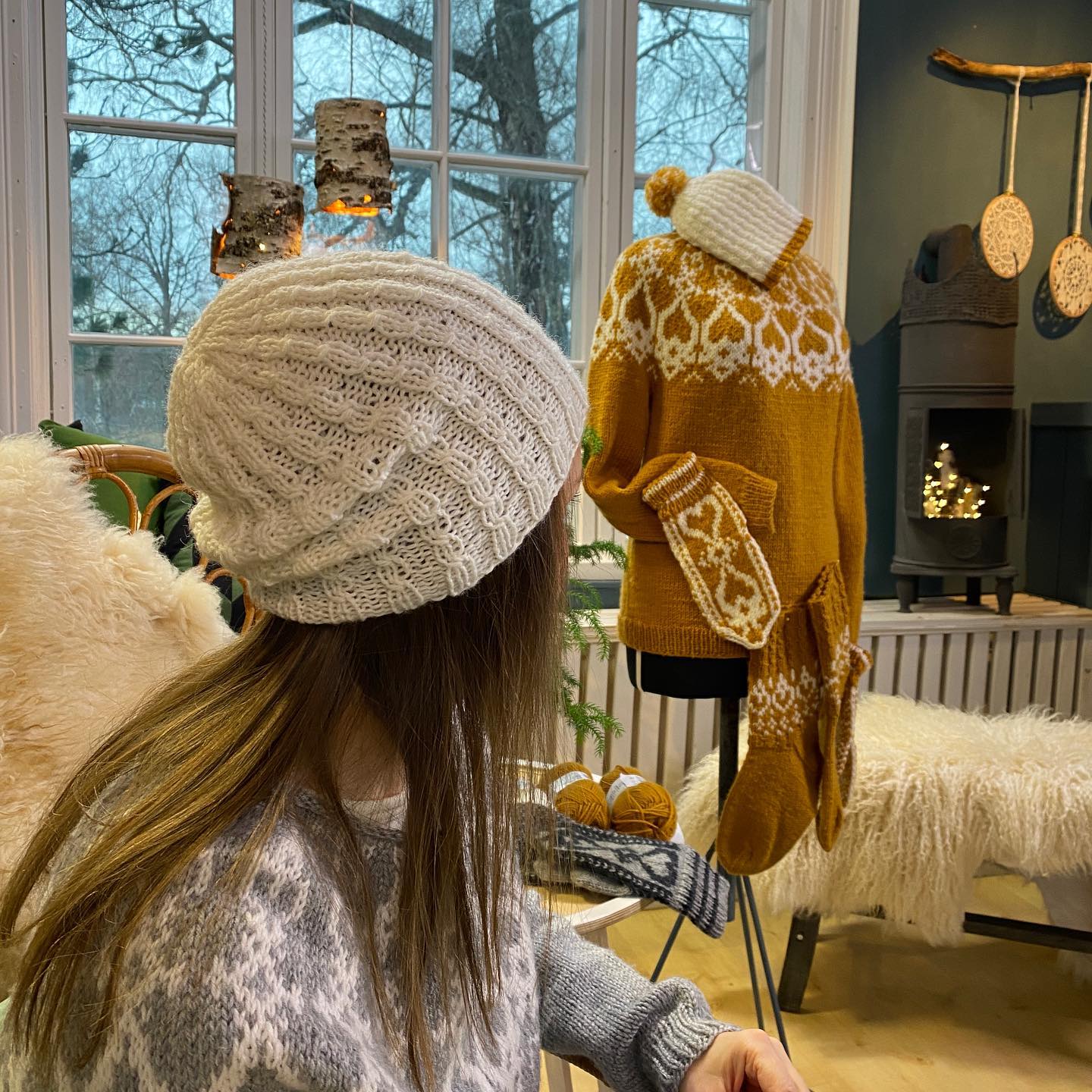 Strömsö - Kallt om öronen? Här kommer en snabbstickad...