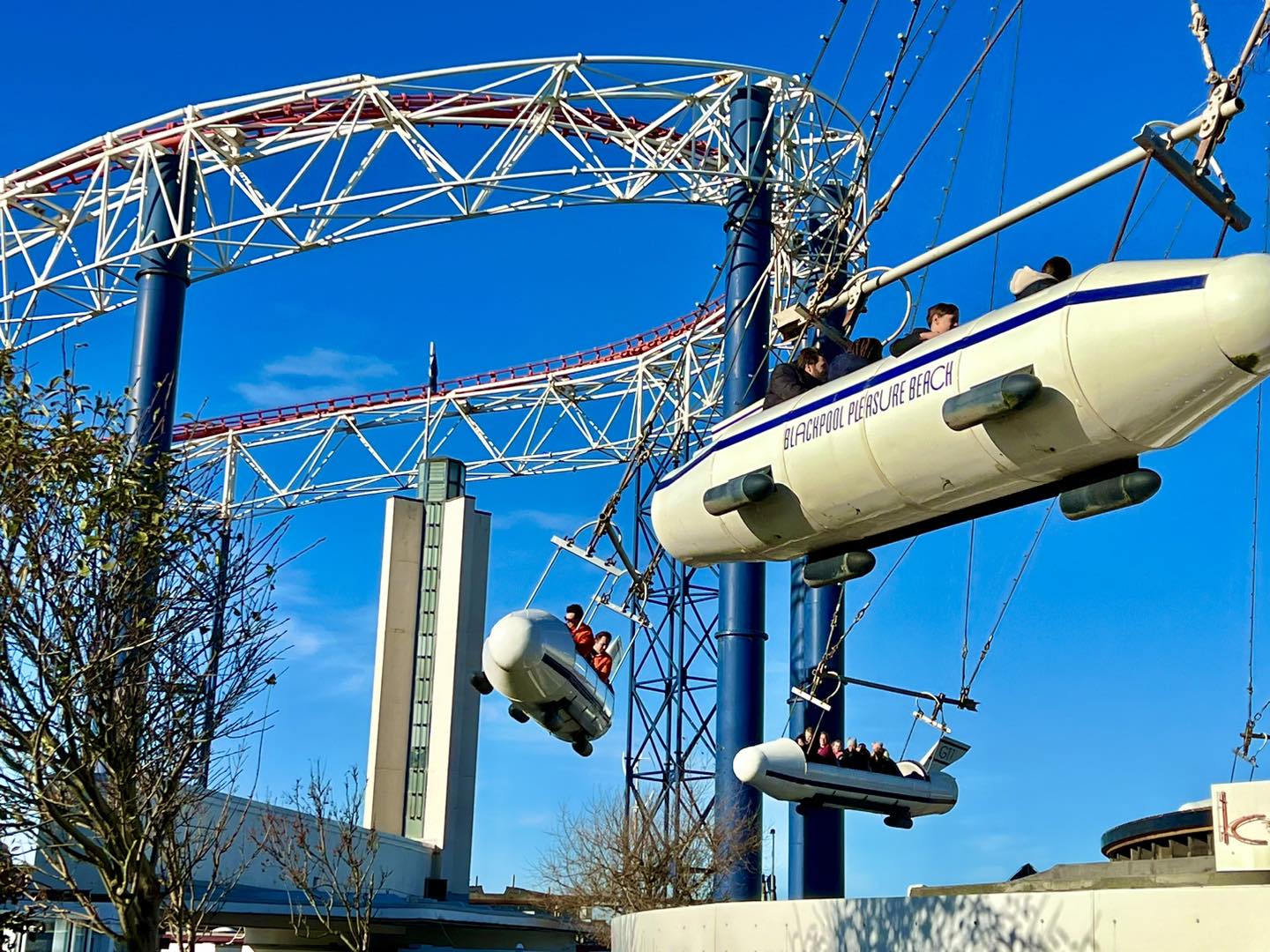 The Flying Machines have operated... - Theme Park Worldwide