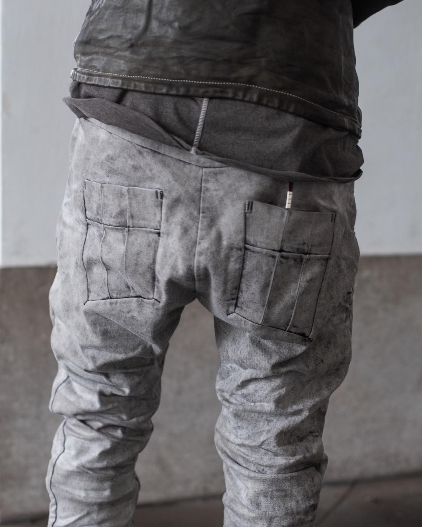 BORIS BIDJAN SABERI DARK OAK J4 FMM LEATHER JACKET & PUNK GREY 