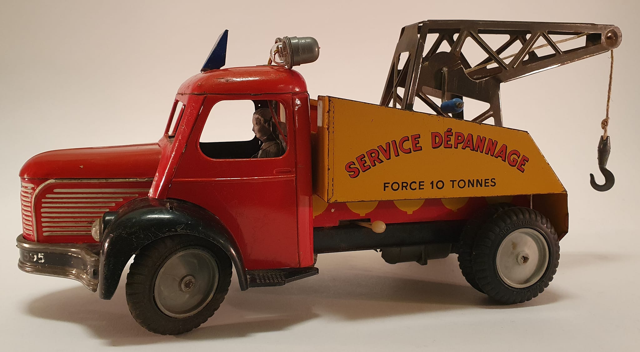SOLD** Newly added for sale on our website. Dinky Super Toys 898