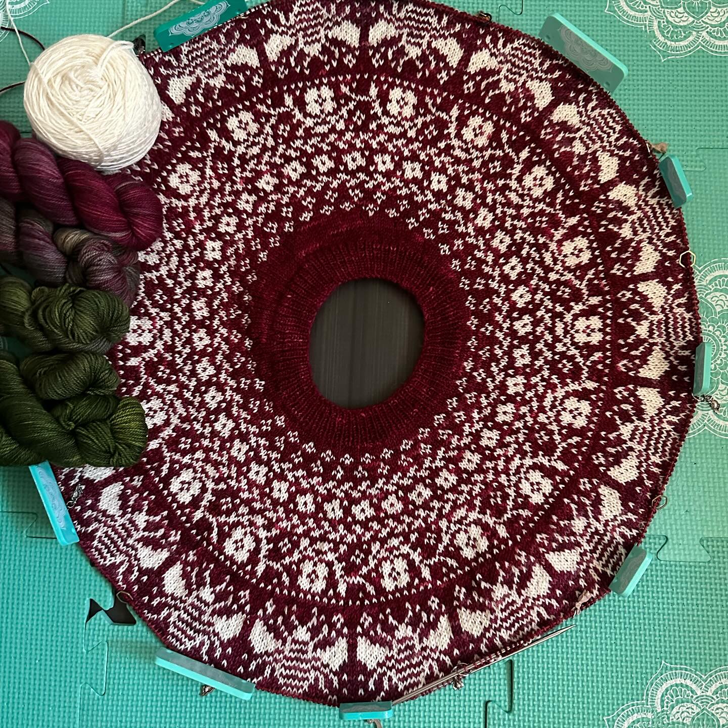 Ouroboros yoked sweater knitting pattern