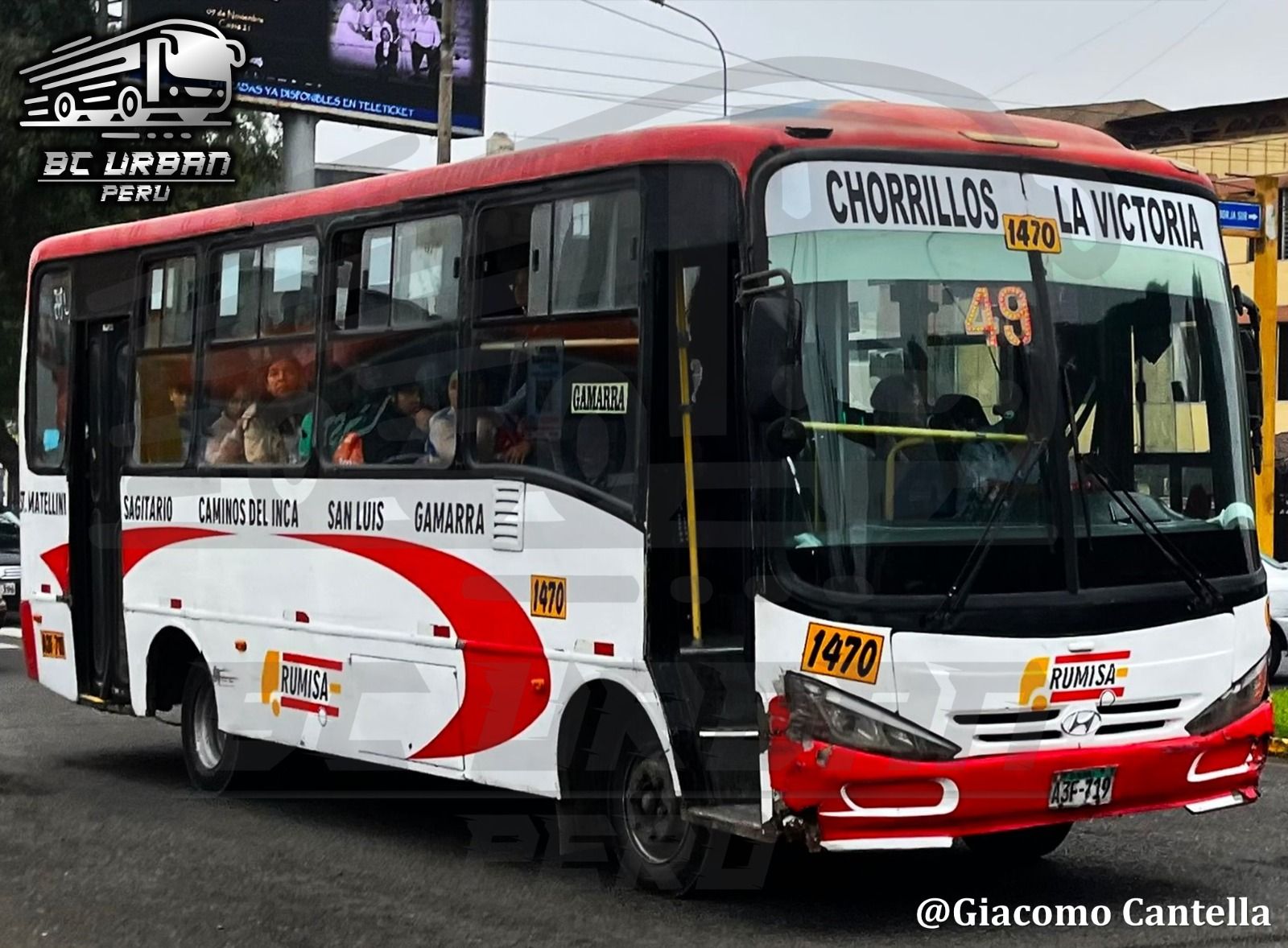 BC - (PERÚ, LIMA, San Borja) Peculiar minibús de carrocería Julcamoro ...