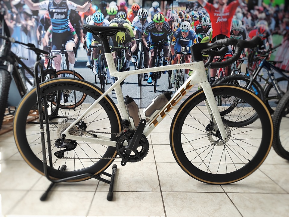 Madone SLR 7 Gen 8 2025 Project One - Era White