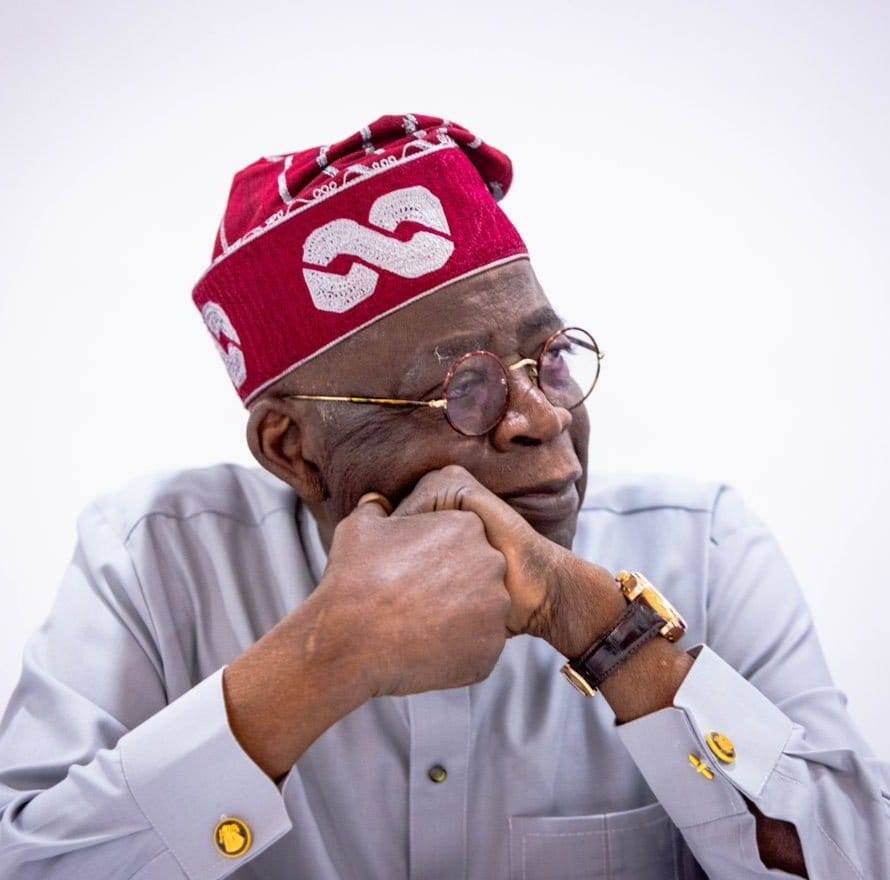 Drift champion, Jaybash presented his trophies to Seyi Tinubu | Jagaban ...