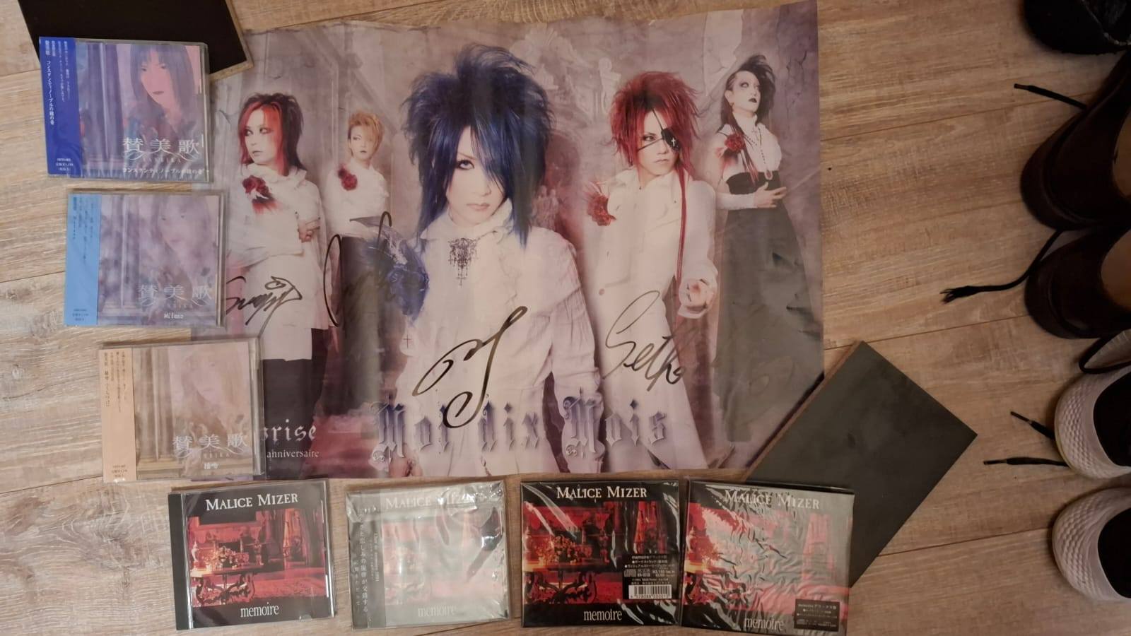 Signed Moi dix Mois items for sale by Mana - Reprise poster