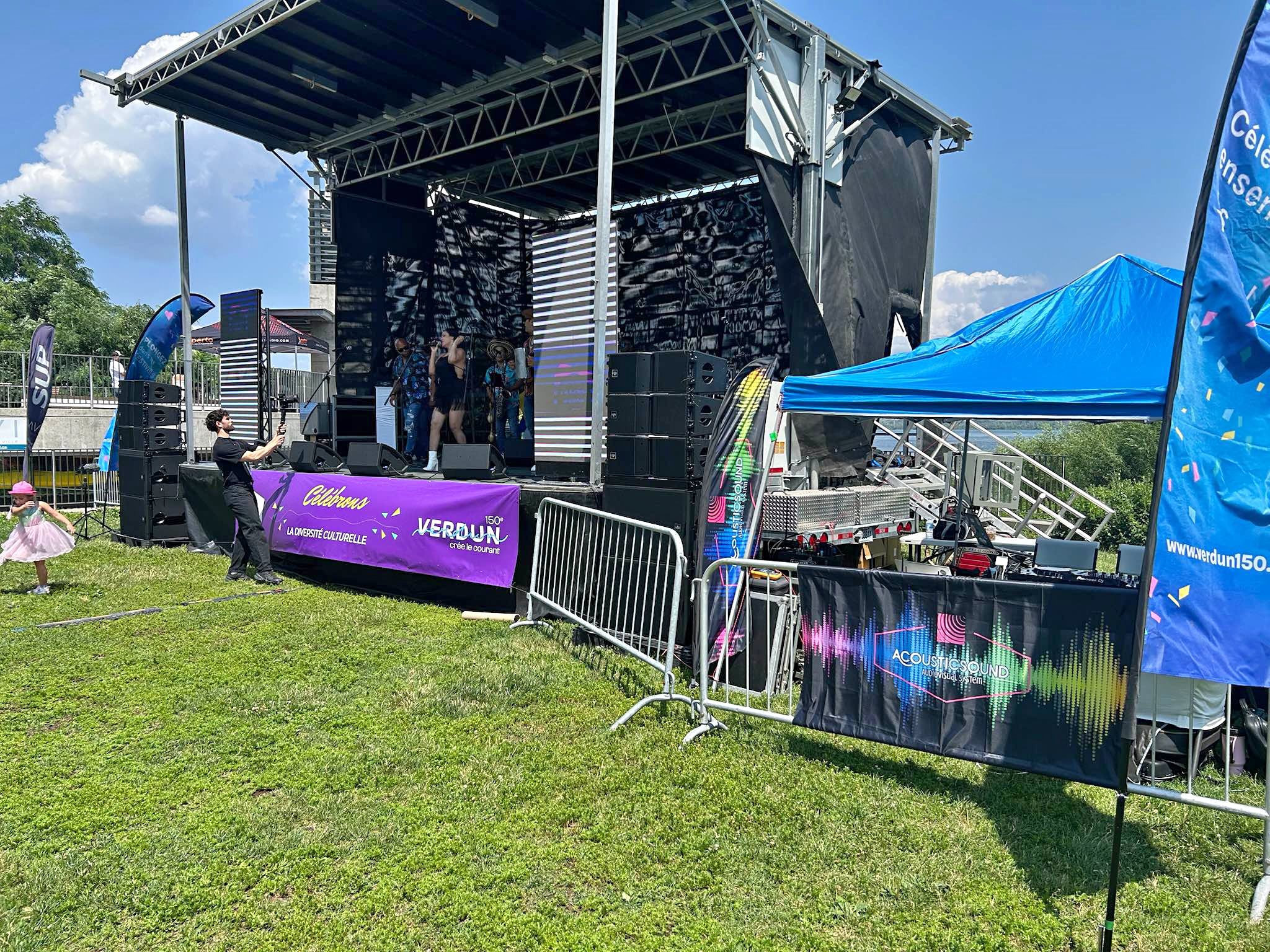 Sonorisation Professionnel Line Array Système ( L o c a t i o n. U n i ...