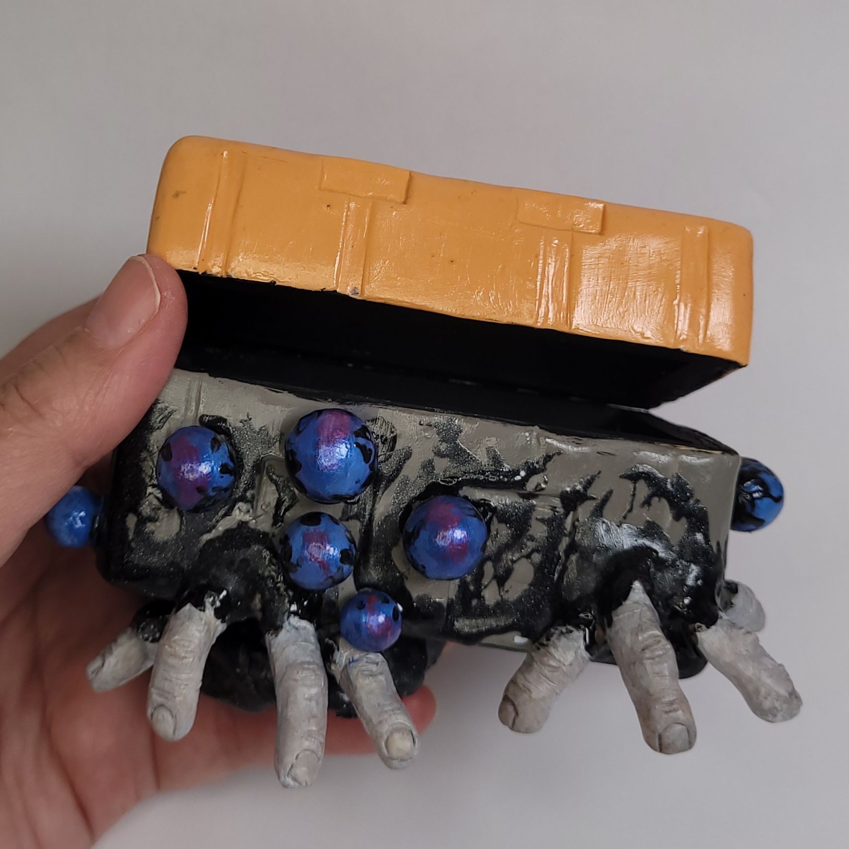 Once Human: Official Gaming Community | I made a morphic crate ...