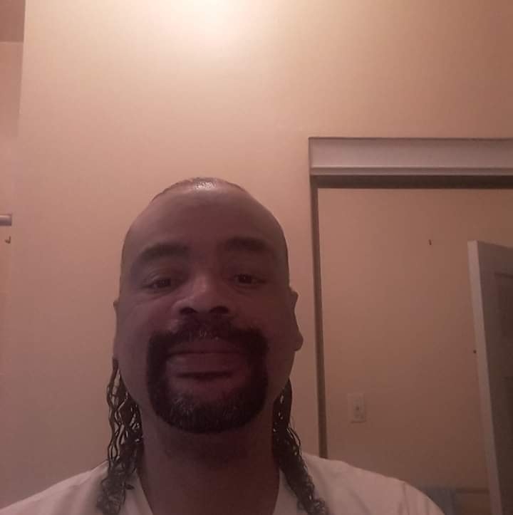 Robert Croxton Jr.