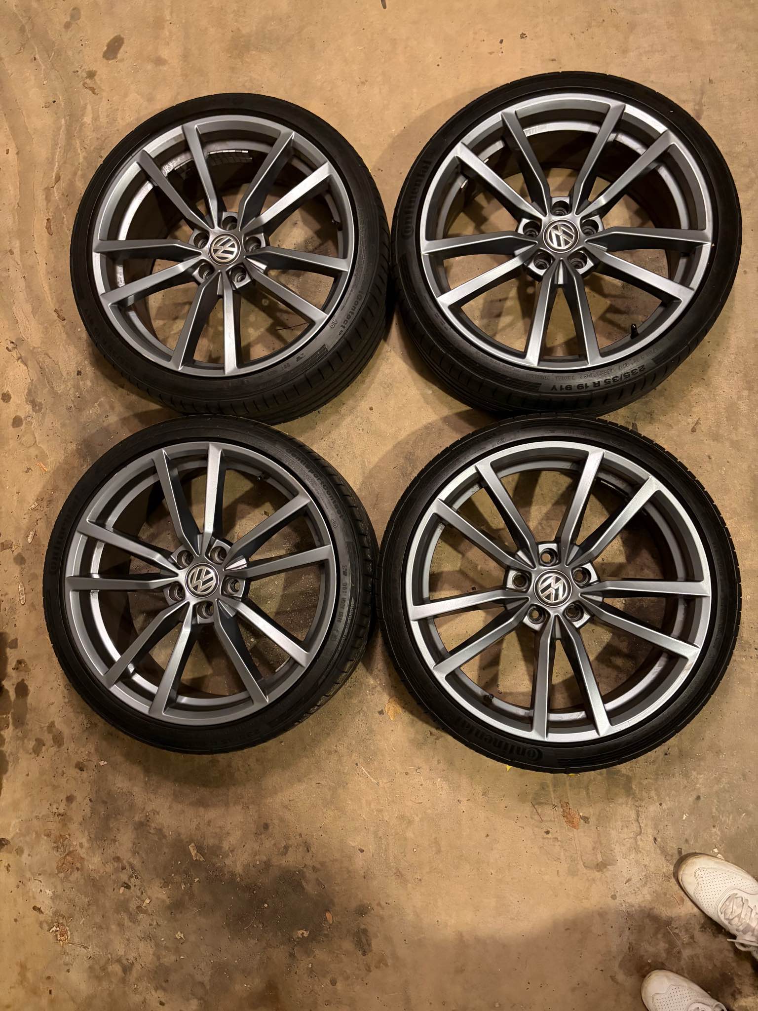 VW Pretoria REPS 19” Rims/Wheels with Continental tires - Car Wheels ...