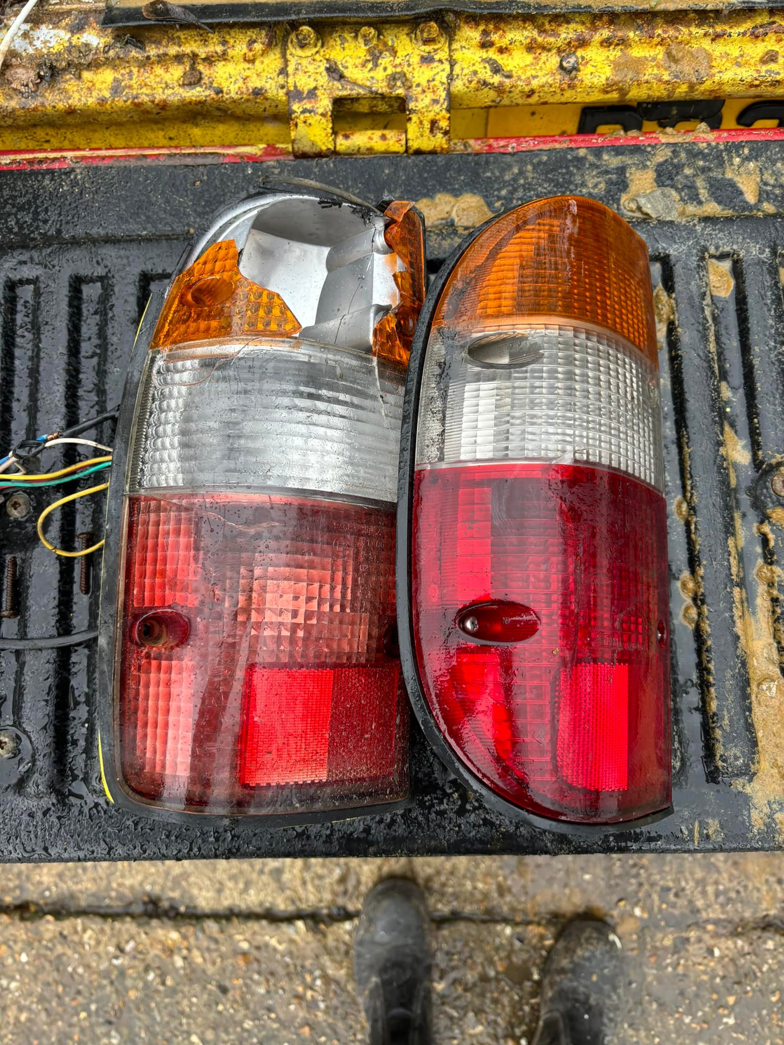 Nx_autoparts Black Smoke LED Tail Lights For 2001-2005 Ford Ranger – Pair (Left & Right)