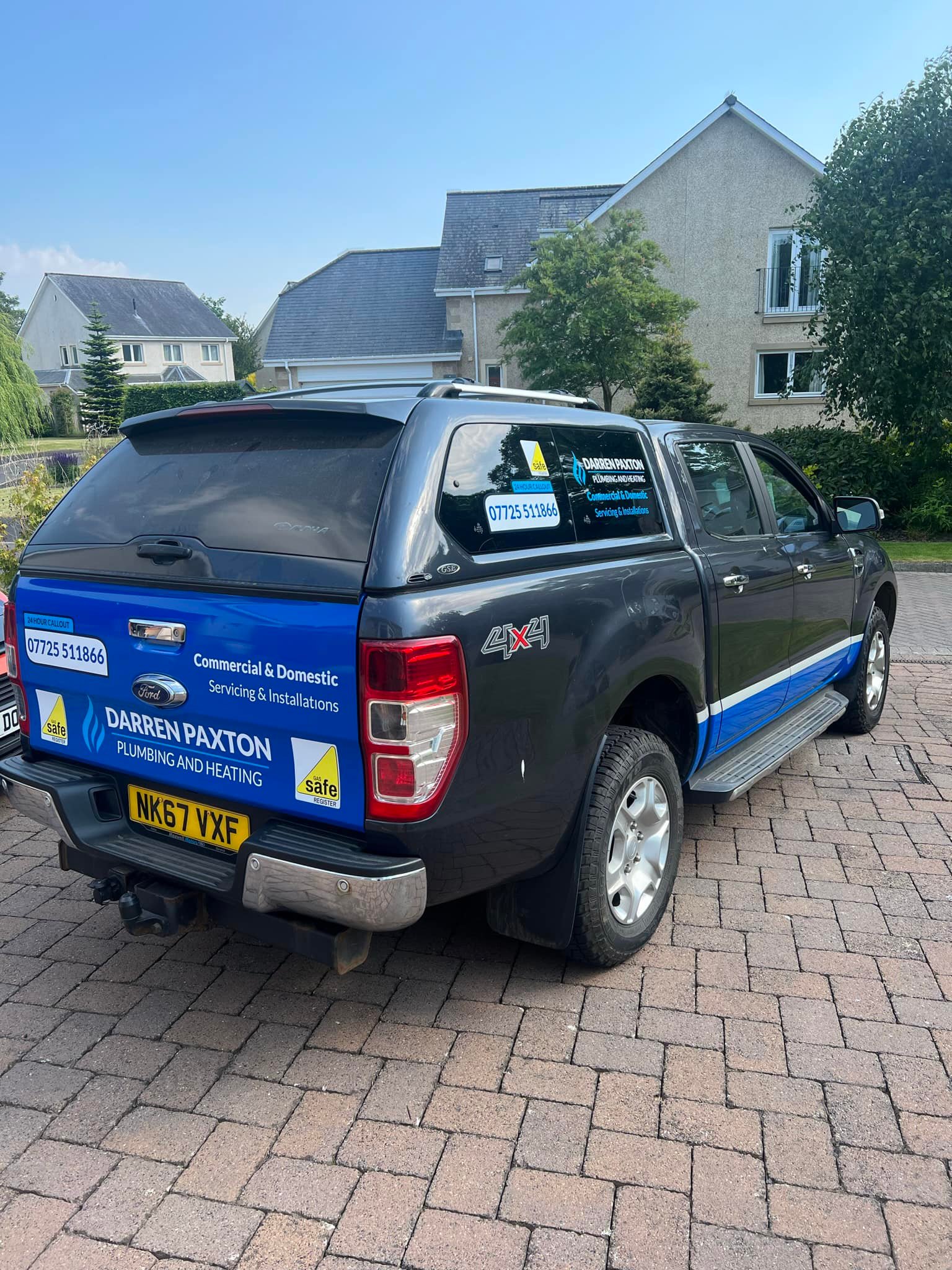 Stuck Graphics - Ford Ranger part wrapped for Darren...