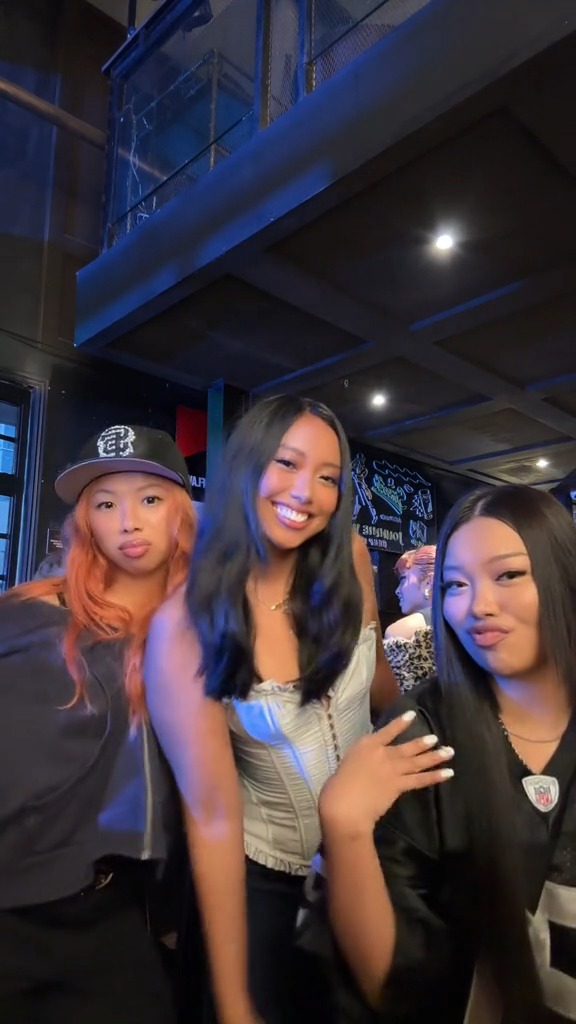 Philippine - 3 FAVE QUEENS P-pop singer Denise Julia delighted fans on ...