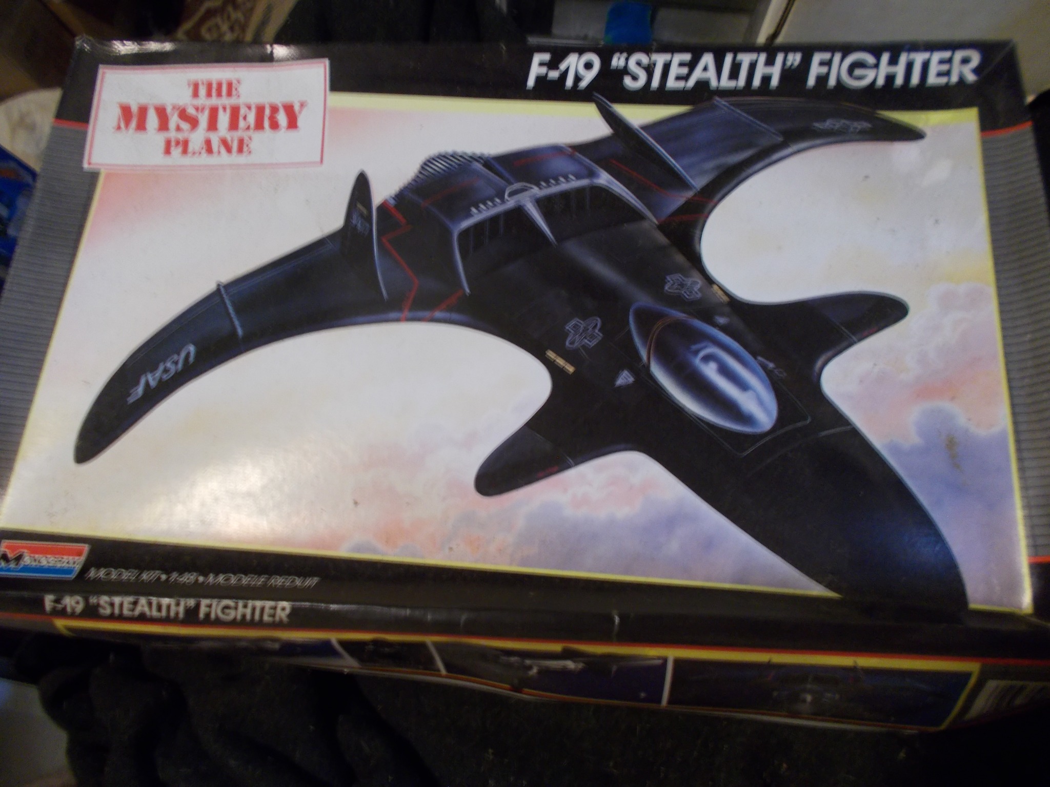 What is the Monogram 1/48 F-19 Stealth Fighter kit like?