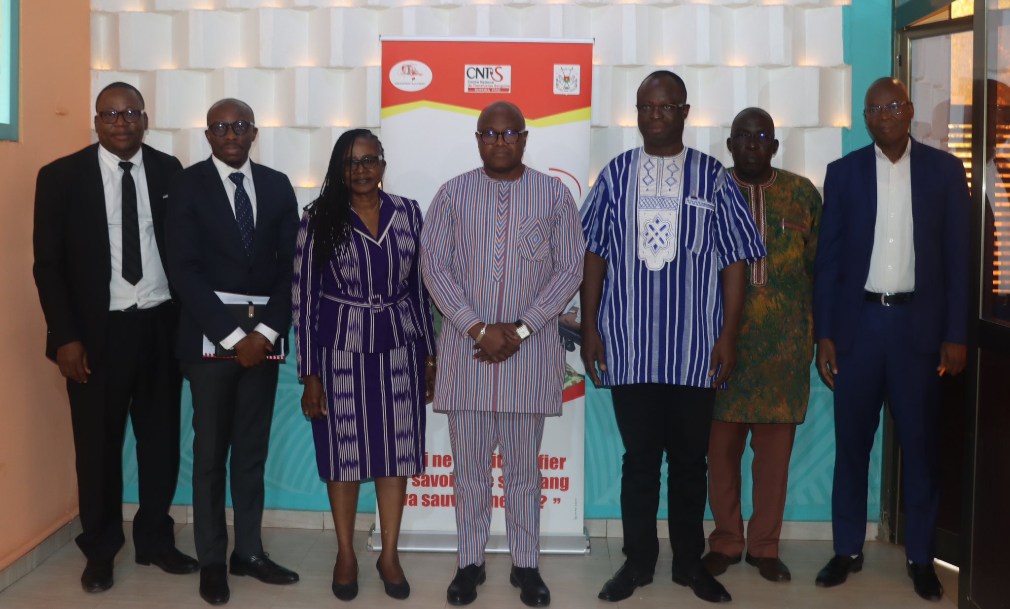 UNFPA - Le Chef de Sandogo accueille Mme Anne THIEBA | Facebook
