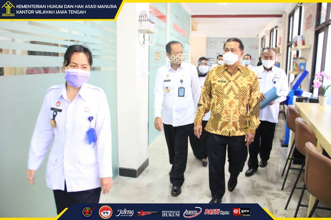 *Prof. Benny Riyanto, Kepala BPHN,... - Kemenkumham Jateng
