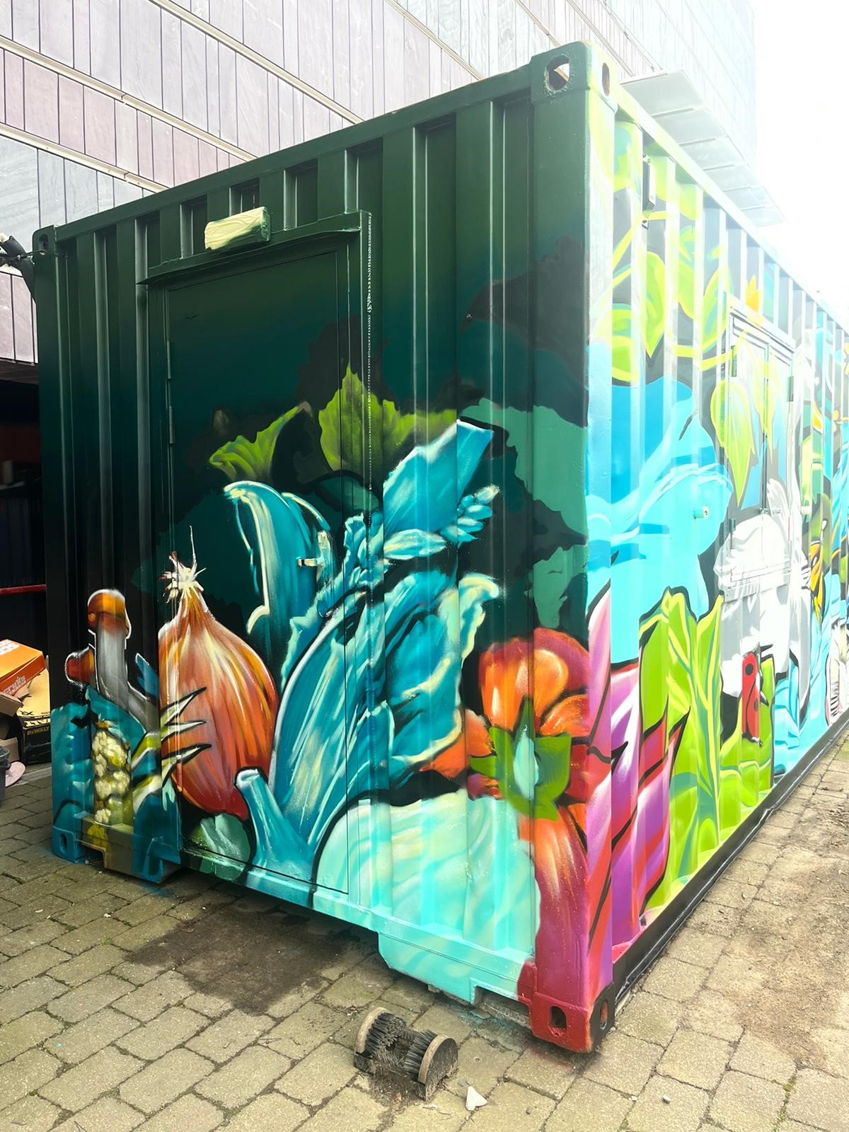🖌️The very talented Karim Kamil has been busy working on the container ...