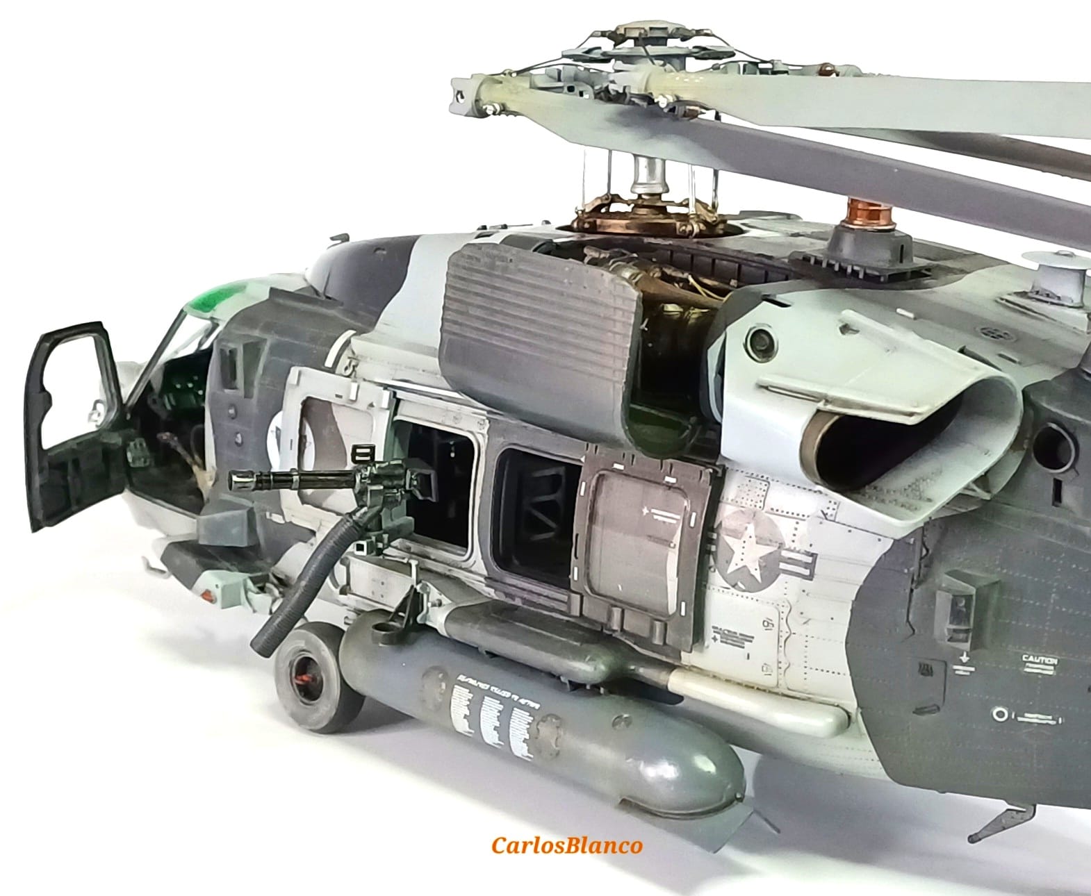 Kittyhawk 1/35 HH60-H Rescue Hawk model