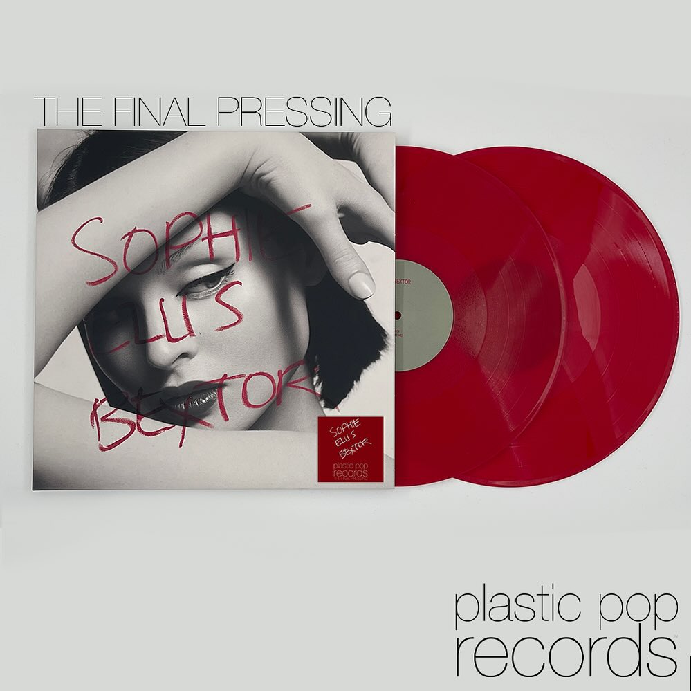 SOPHIE ELLIS-BEXTOR announces the release of the 25th anniversary