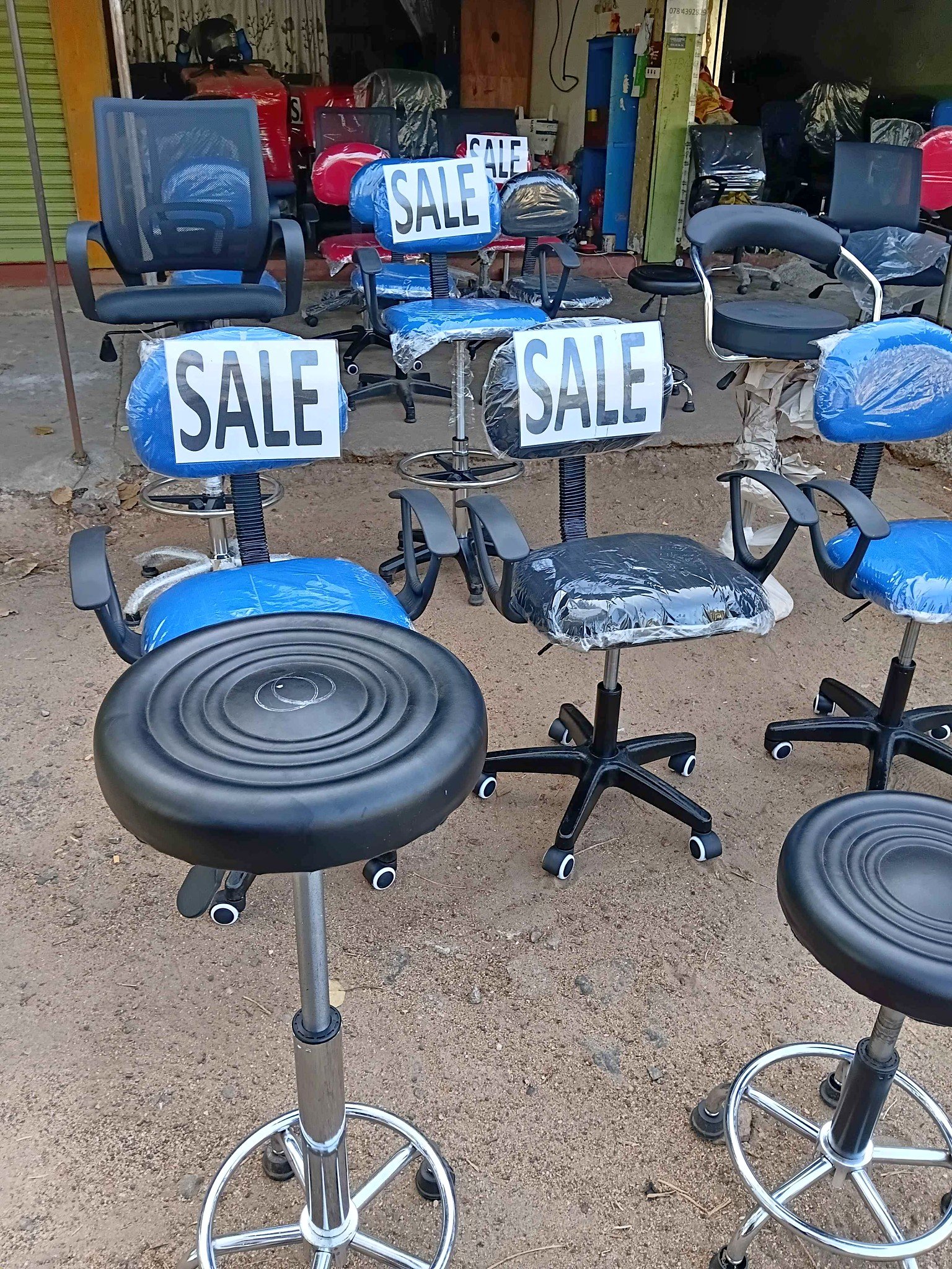 Office chairs - Office Chairs - Dematagoda | Facebook Marketplace ...