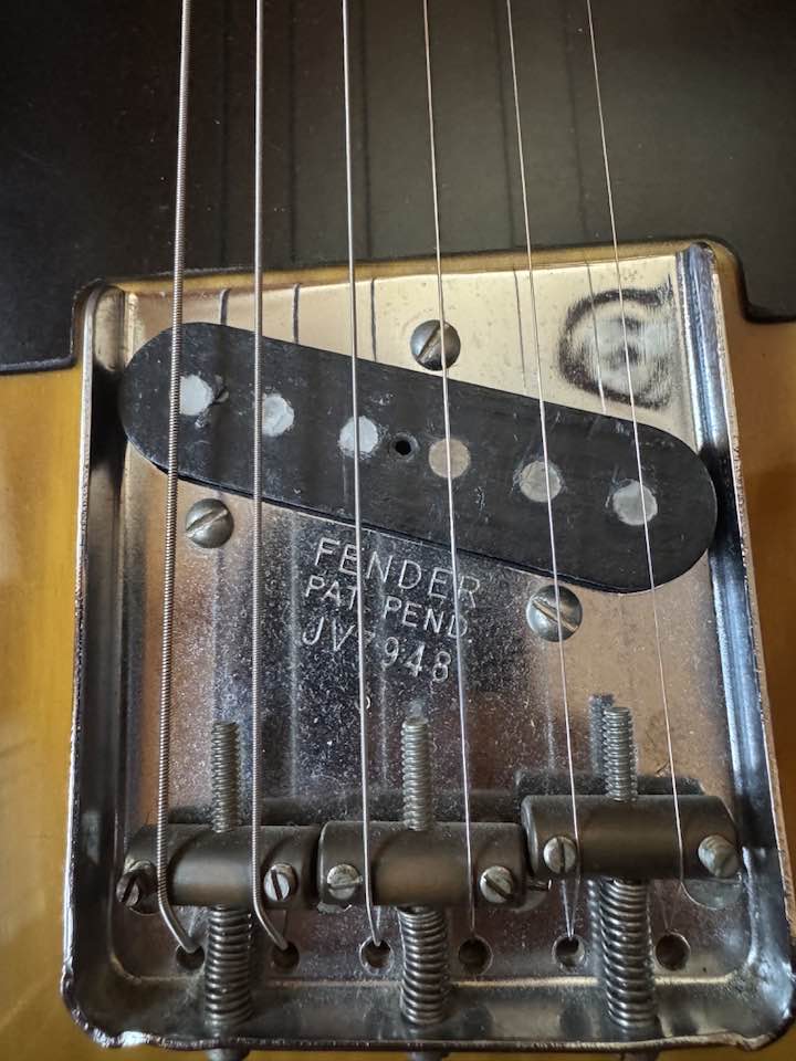 fender japanのテレキャスターですが、詳細お解りの方はいらっしゃり