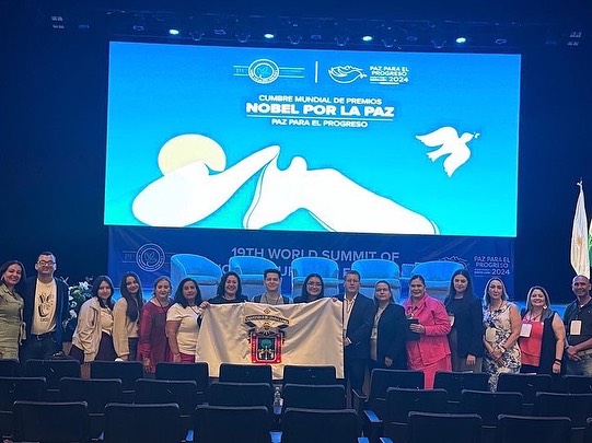 📰CUCEA presente en la XIX Cumbre Mundial de Premios Nobel por la Paz ...
