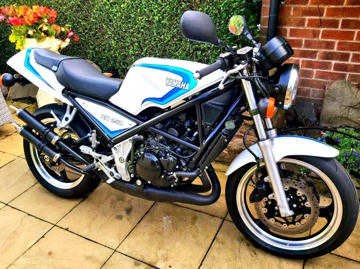 Ad: Yamaha R1-Z - Never ridden one but look likes fun to me! On