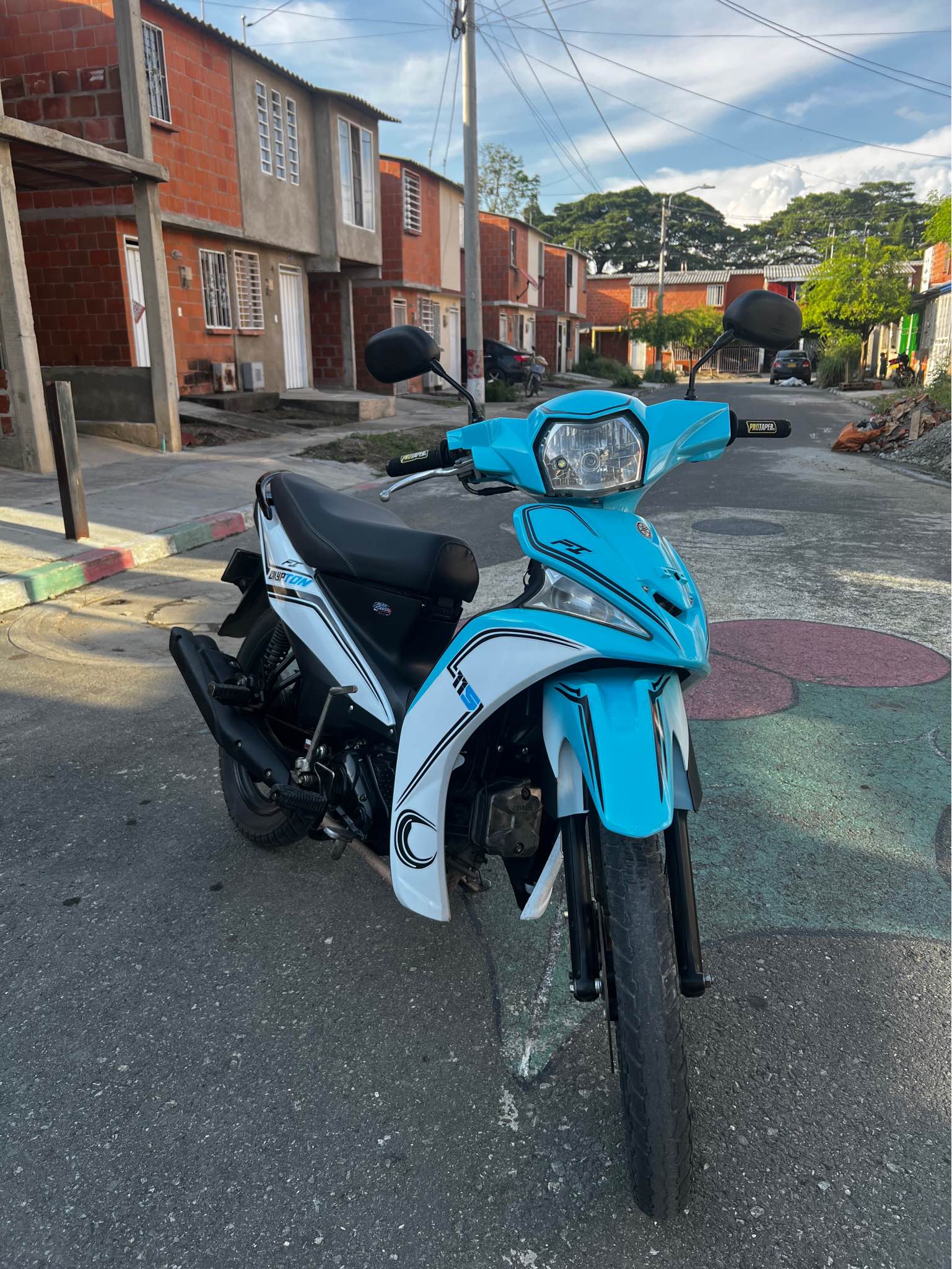 2023 YAMAHA CRYPTON FI - Motorcycles & Scooters - Florida, Valle del ...