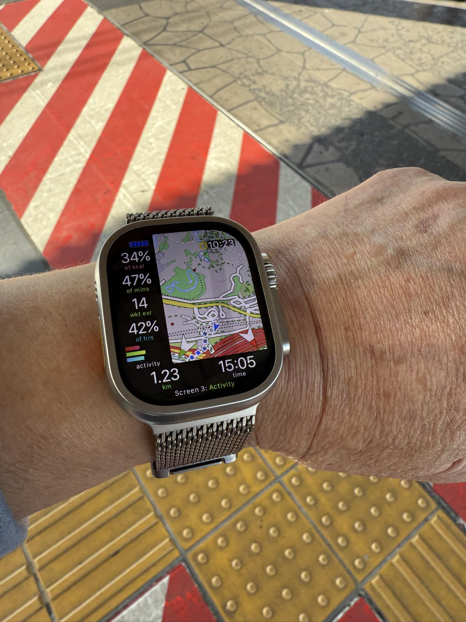 Apple Watch Ultra2 Titanium Milanese Loop Band Review