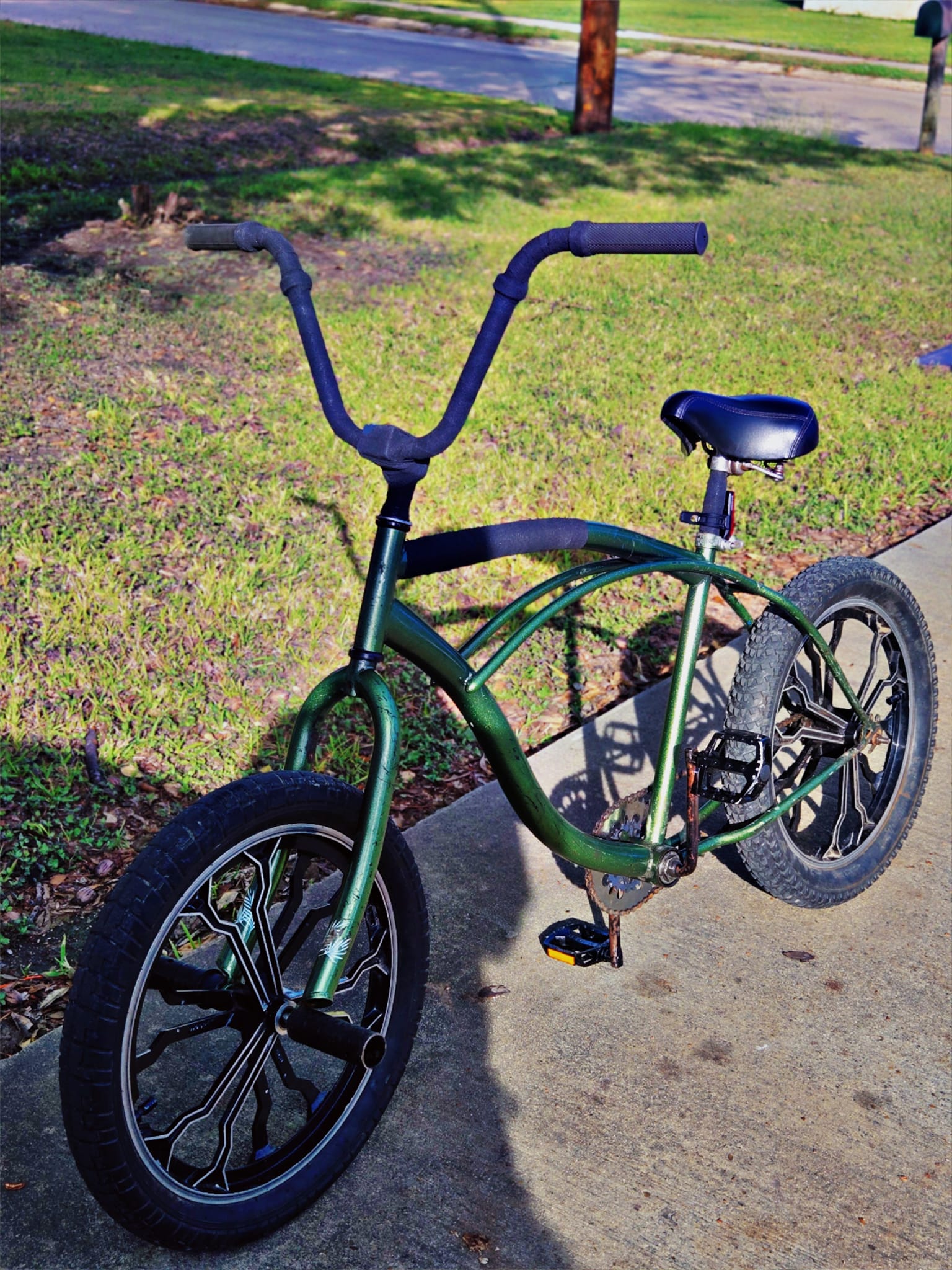 chopper style electric bicycle Tracer Twenty5 800W Ebike 3.0 Amp smart and color_camel Bikes | PEDAL PROJECT Backpack Sets:Cargo Hauler