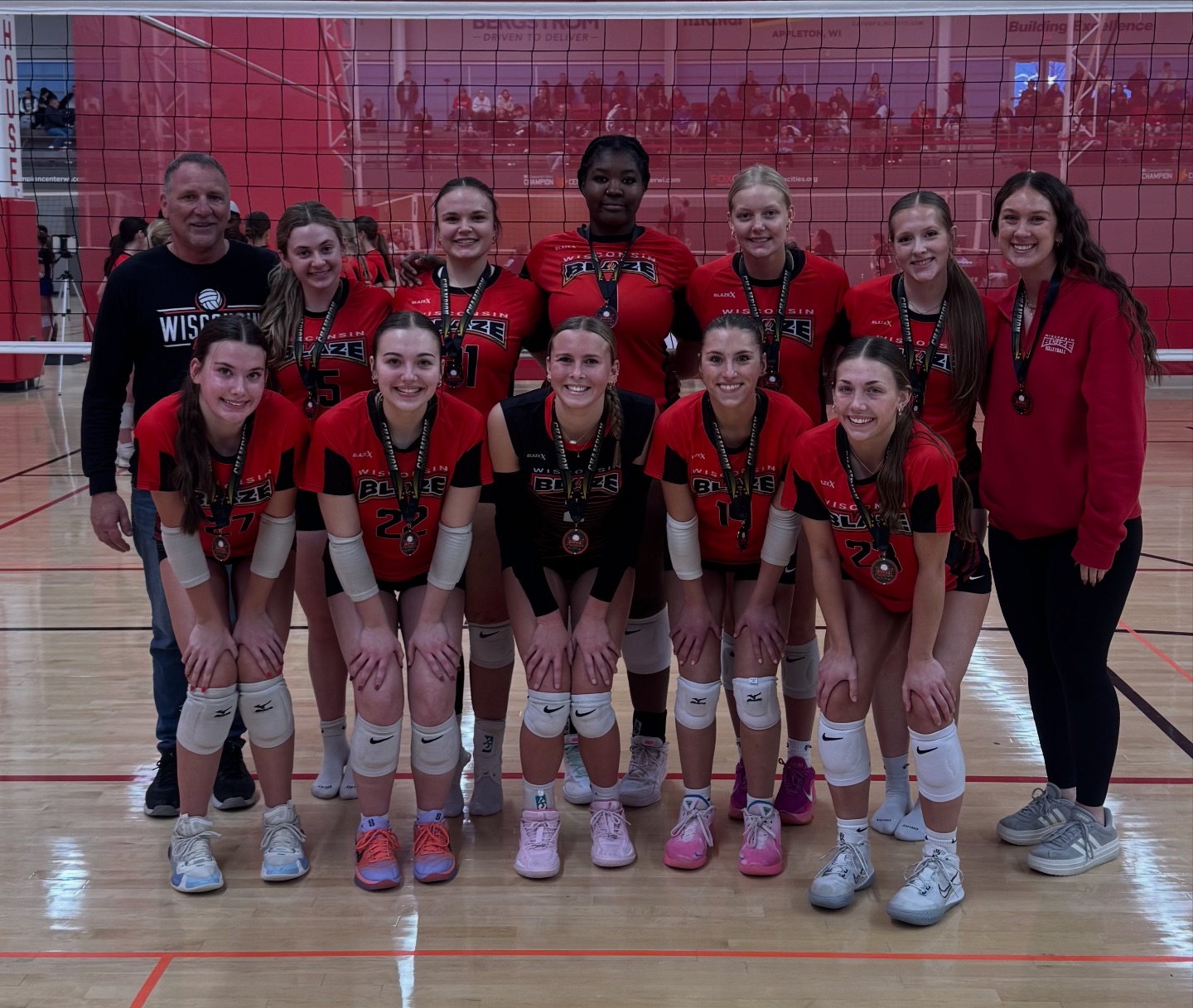 Wisconsin Blaze Volleyball... - Wisconsin Blaze Volleyball