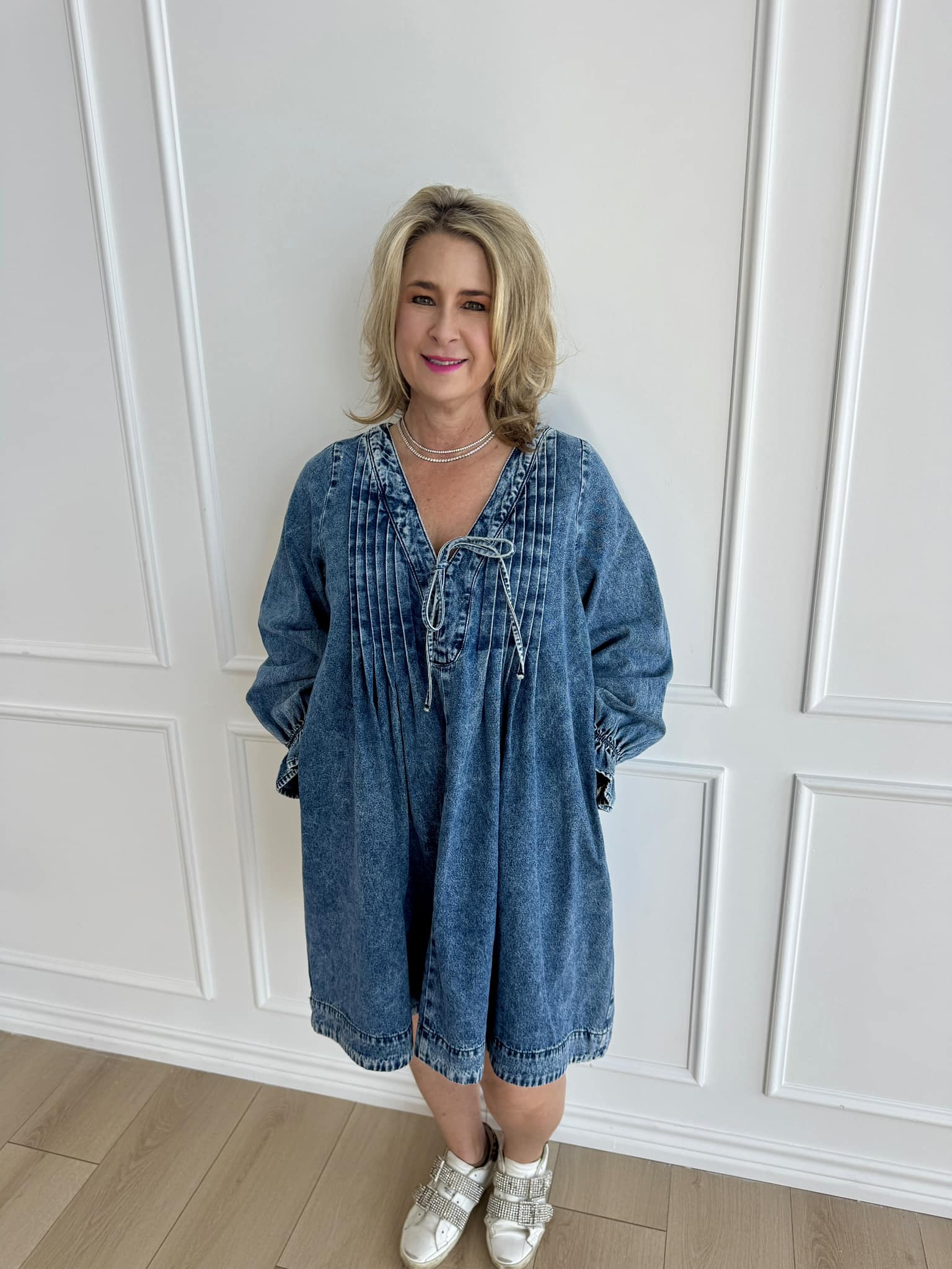 ladies denim dress size 10 Vintage 90s by Destiny Girlz 10/12 – Strawberry Jam Kids NOOS Colour:CLASSIC WASH Machine wash cold Striated Denim Button Front