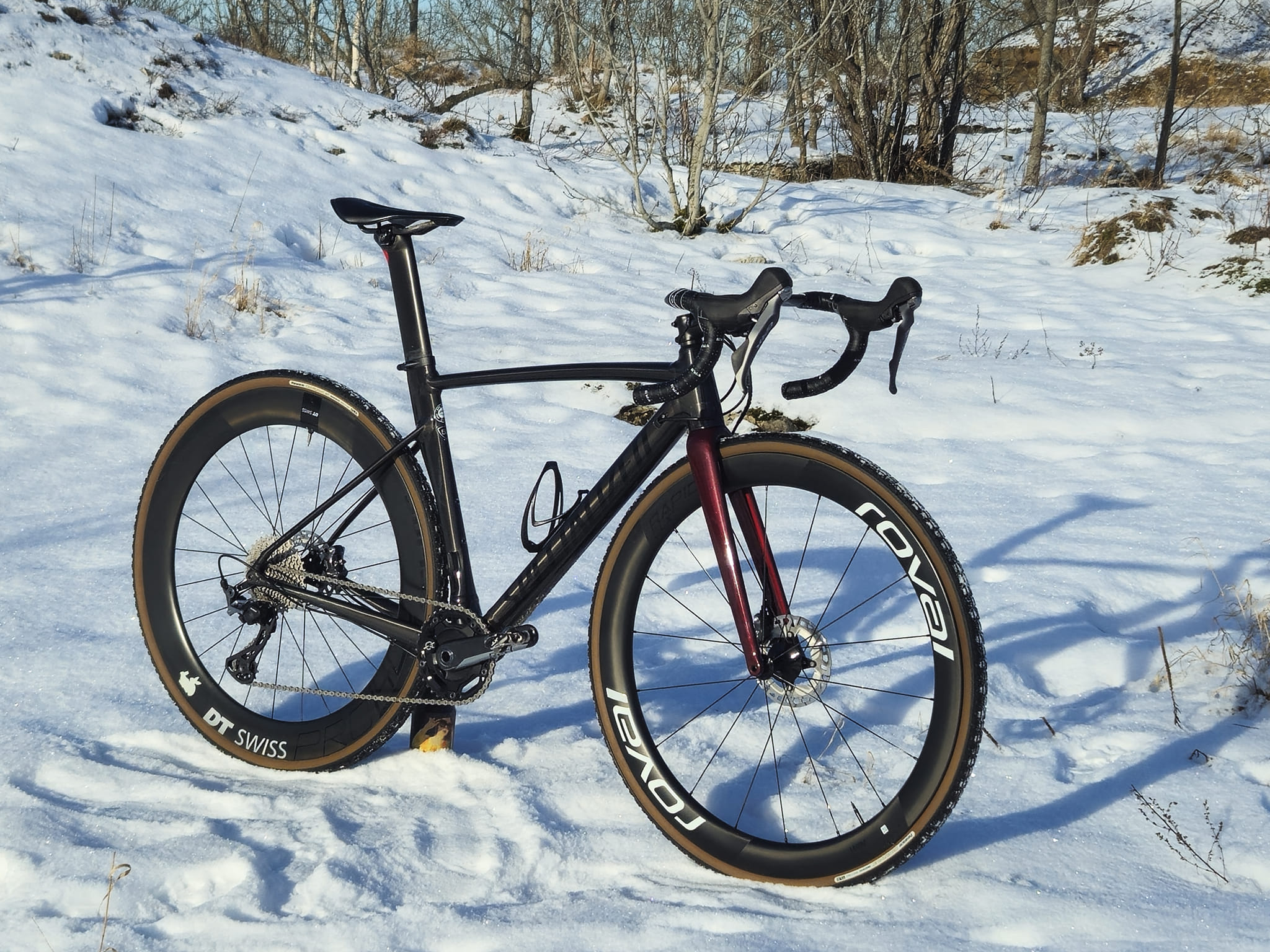 Specialized Allez Sprint 2024 frameset with 105 Di2