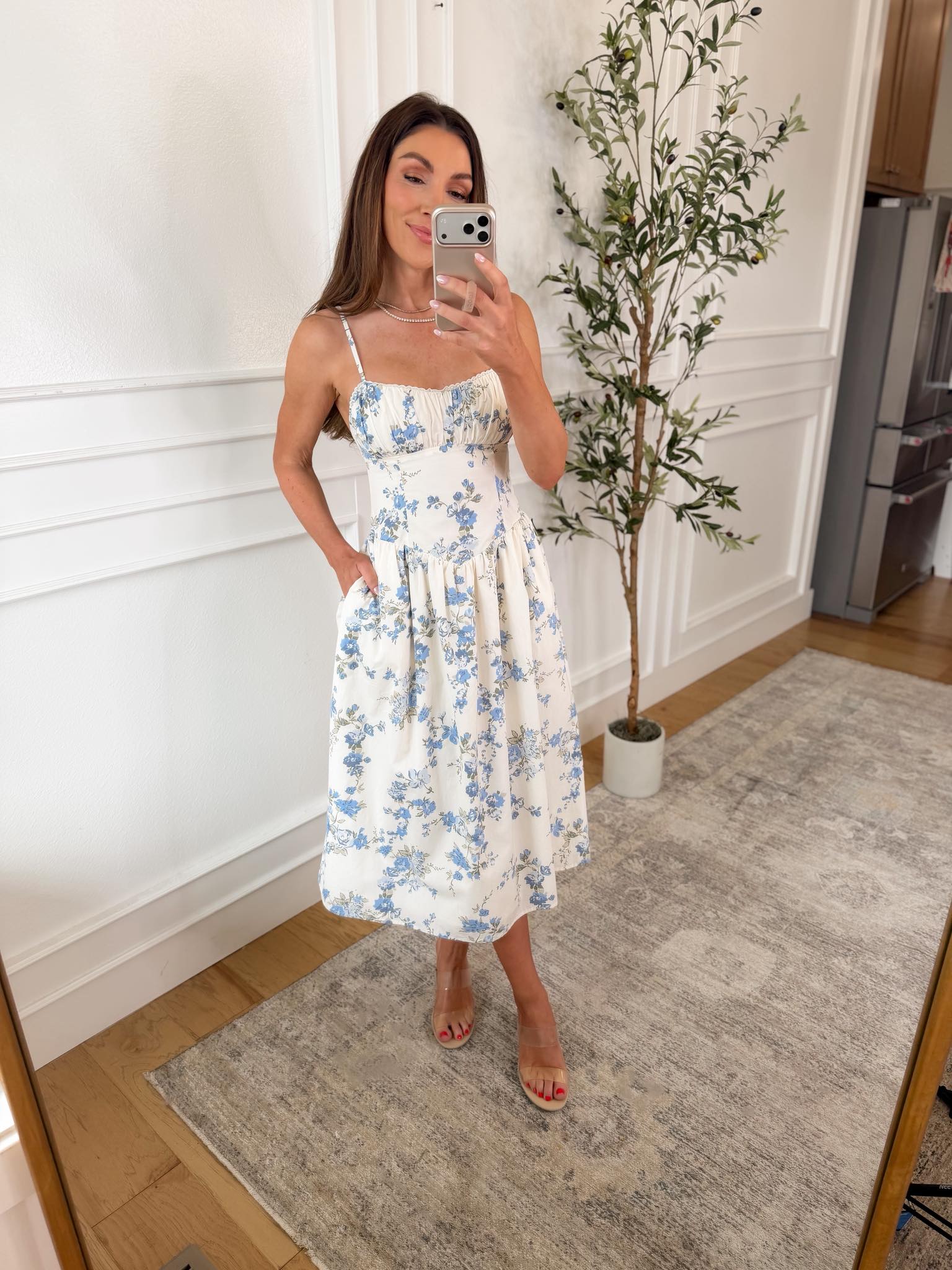 blue and white easter dresses This dress is less than $40 looks like I have a royal engagement! I can not get over it! 🐰💙 Shop here: https://liketk.it/5Zyau Tulle Size:dress size pants : 28 Unfinished bottom Sizes_3-4 Years Liberatore Coral Orange One-Shoulder this timeless piece is