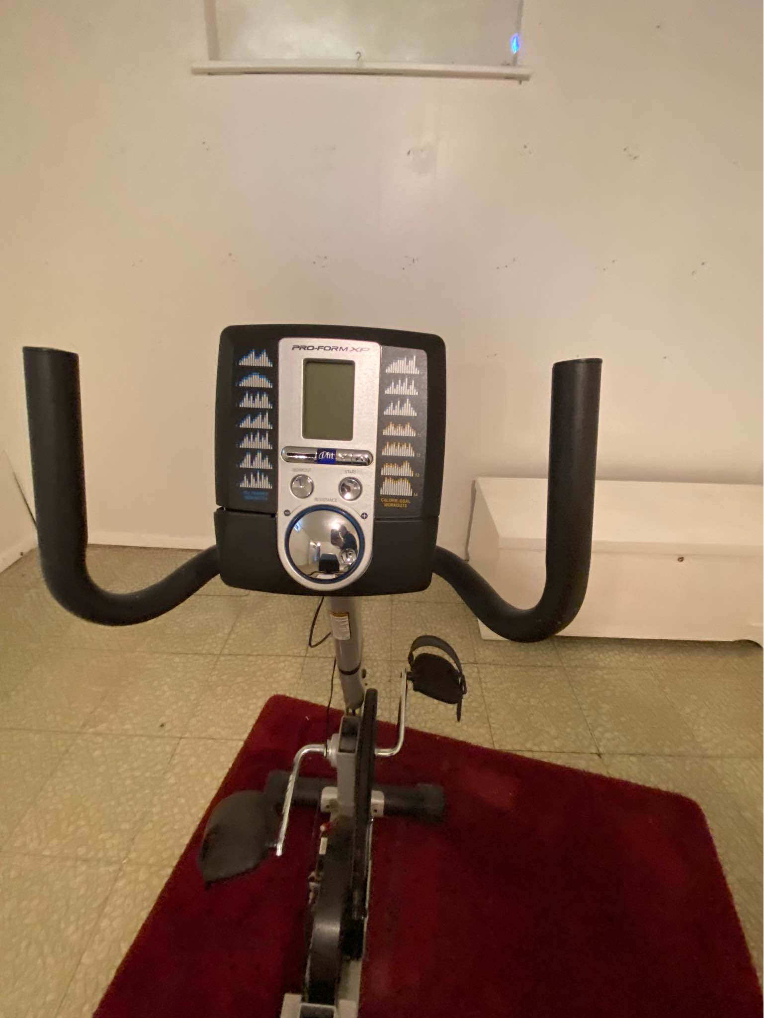 FREE – Pro-Form XP 400 R Recumbent Exercise Bike (2010) - Women's ...
