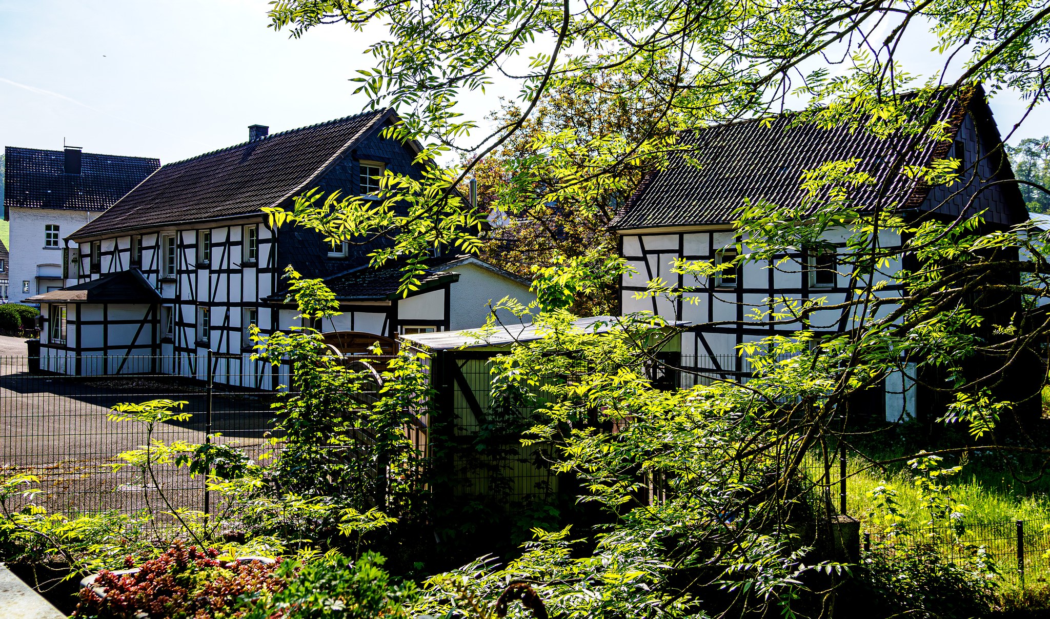 historische-fachwerkh-user-timberframe-bauernh-user-farmhouse