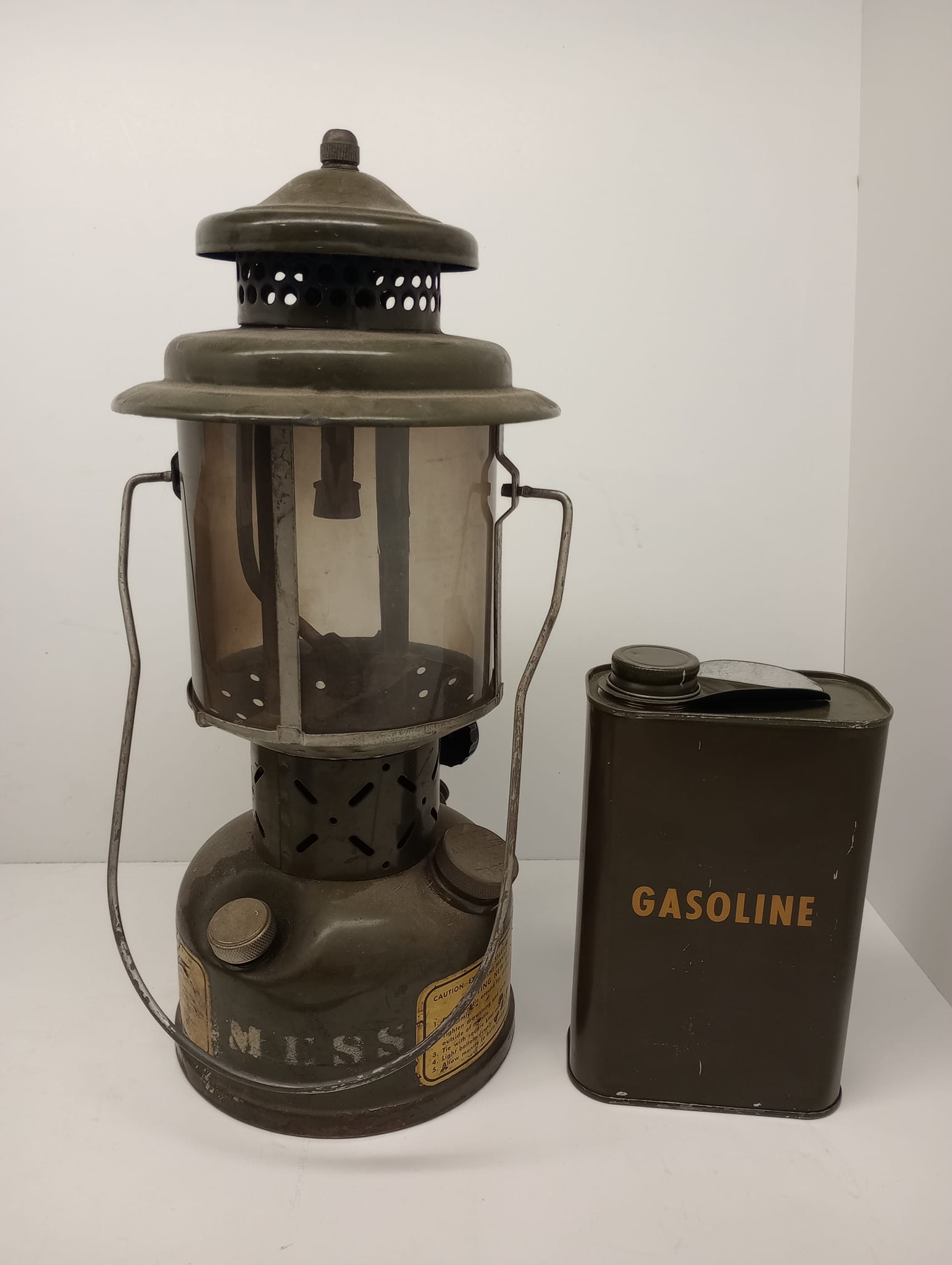 Restoring a 1952 Coleman 252 lantern for mess use